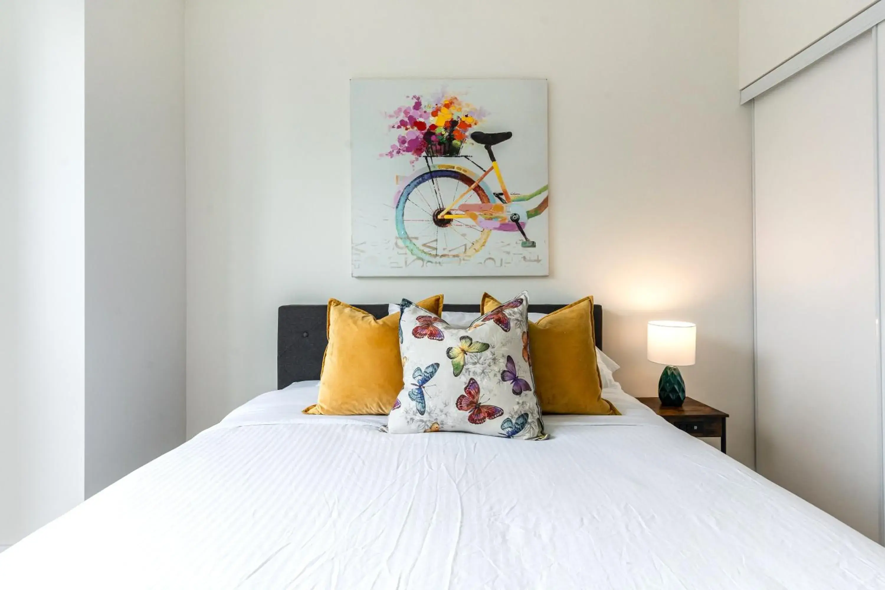 Three-Bedroom Apartment - single occupancy in GLOBALSTAY Modern Downtown Apartment Three-Bedroom Apartment - single occupancy in GLOBALSTAY Modern Downtown Apartment