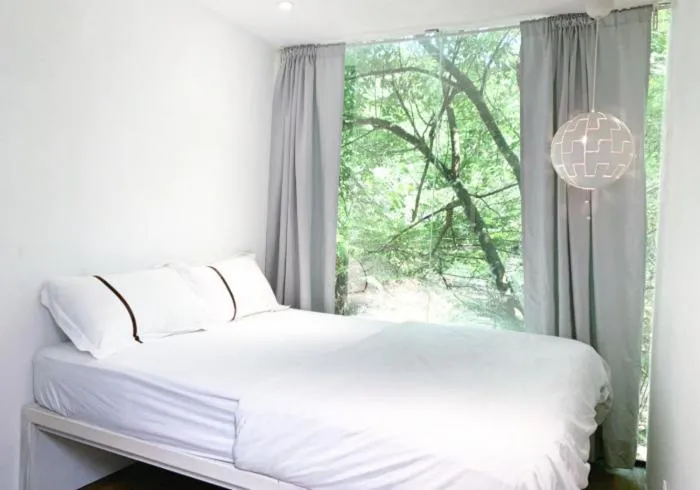 Bed in Time Capsule Retreat, Sungai Lembing