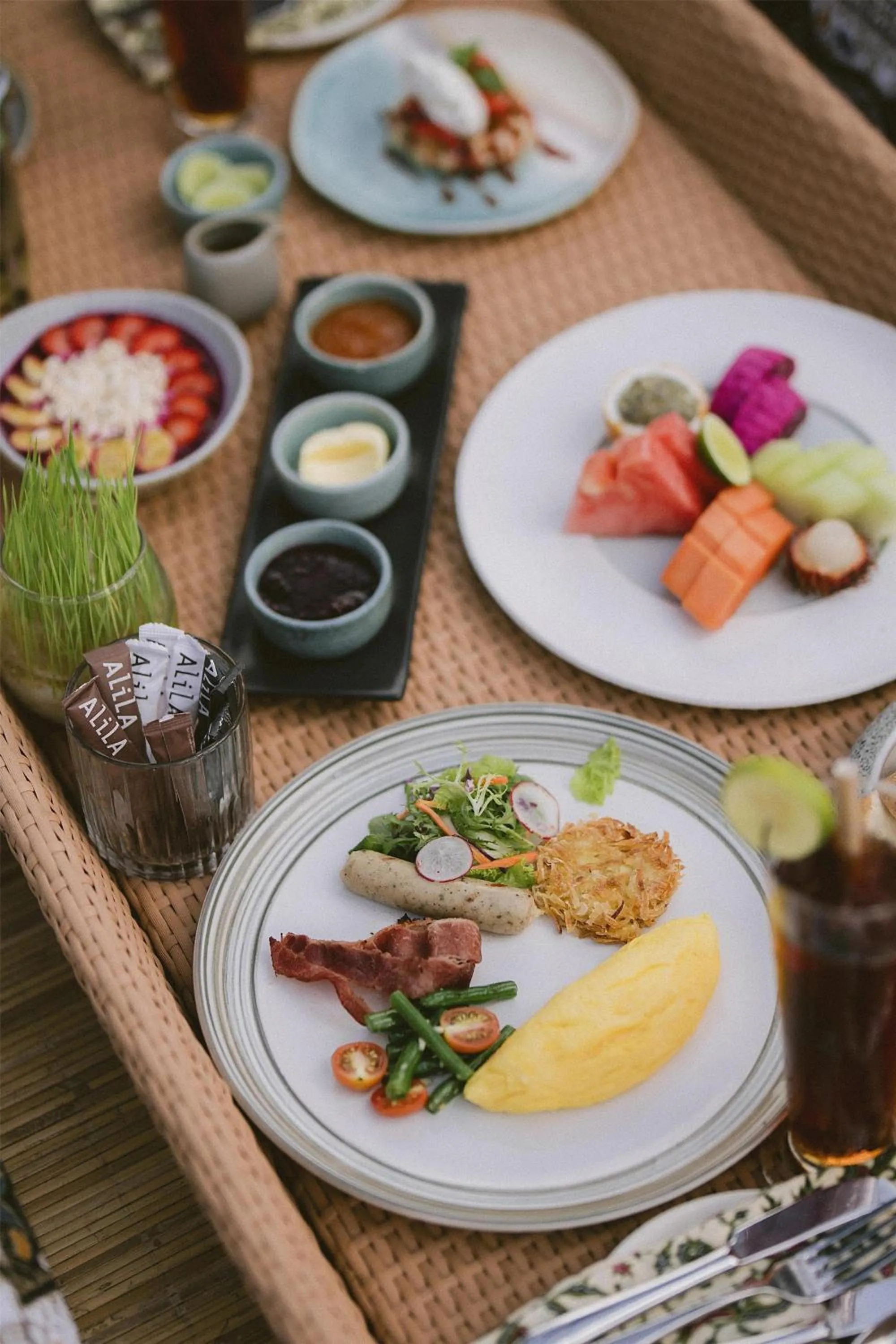 Restaurant/places to eat in Alila Manggis