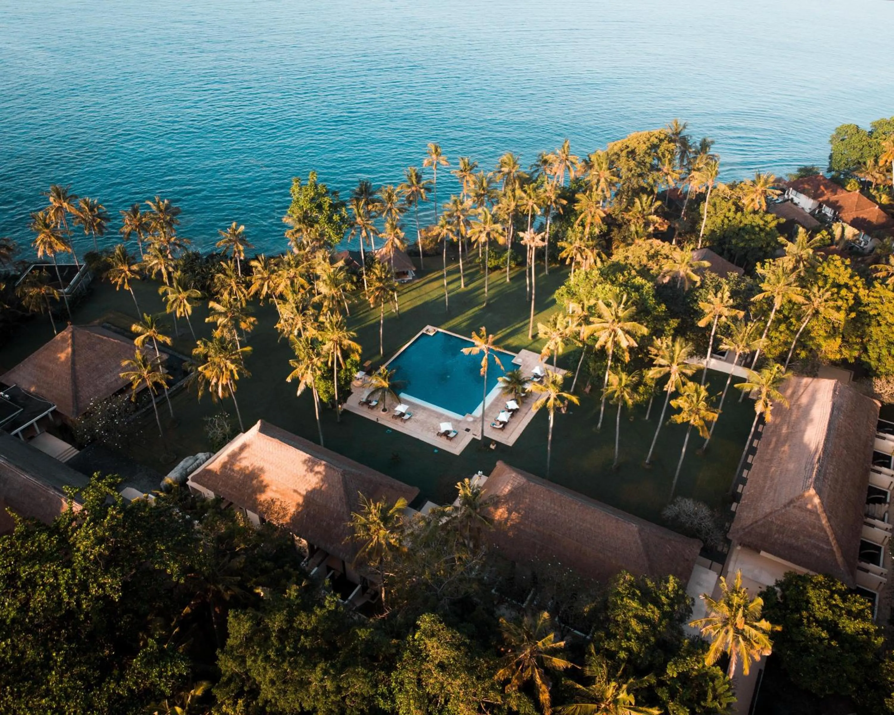 Property building in Alila Manggis