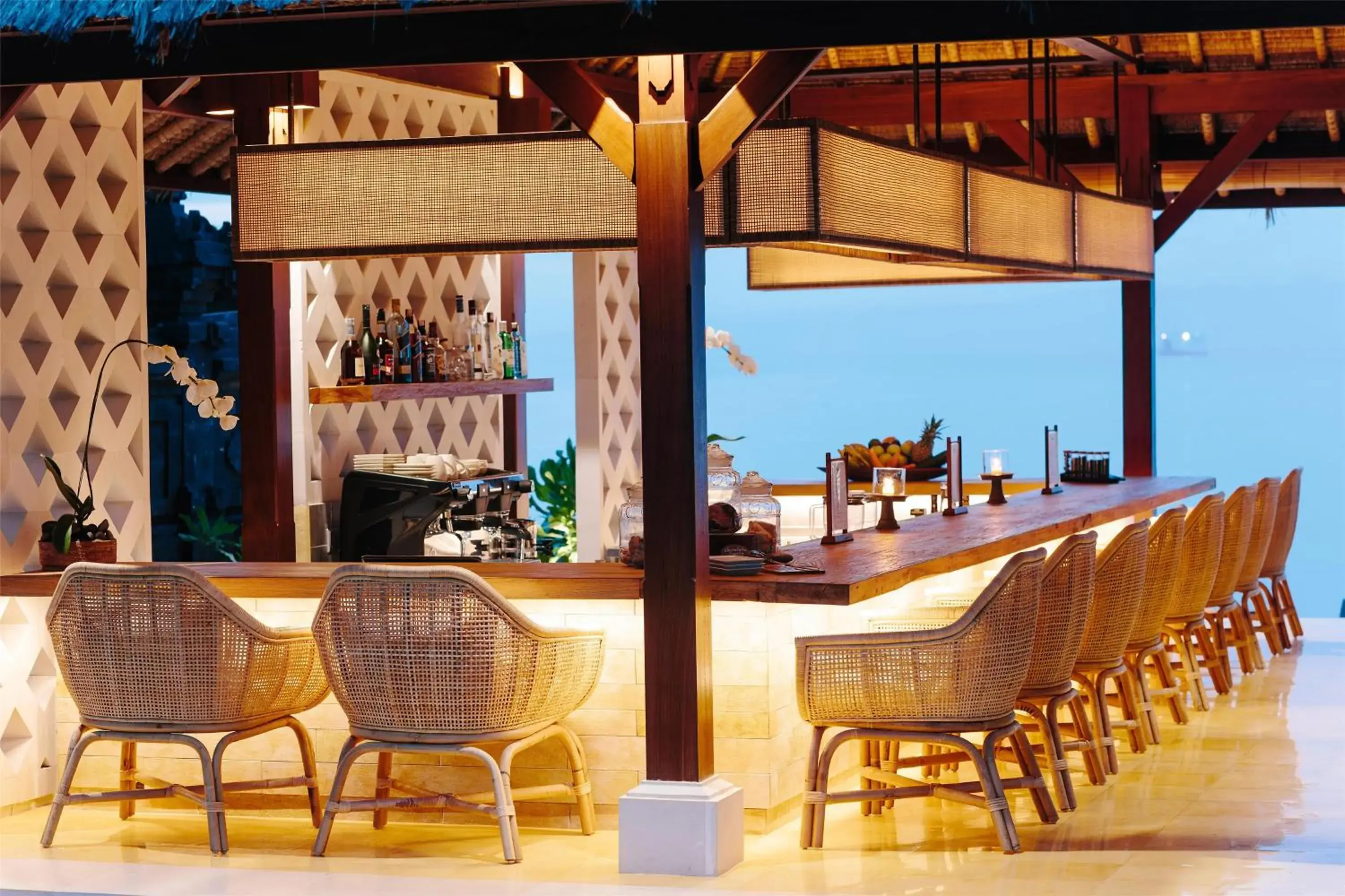 Lounge or bar in Alila Manggis Lounge or bar in Alila Manggis