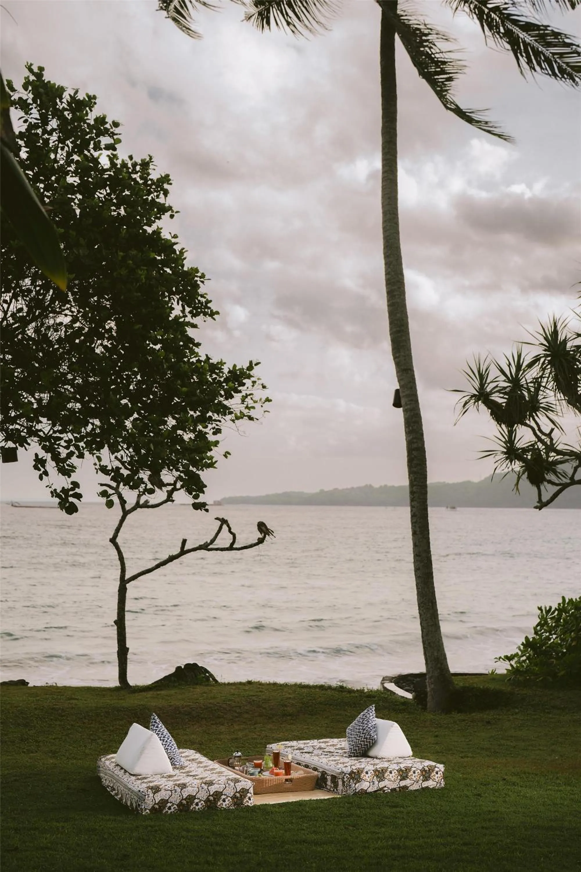 Restaurant/places to eat in Alila Manggis