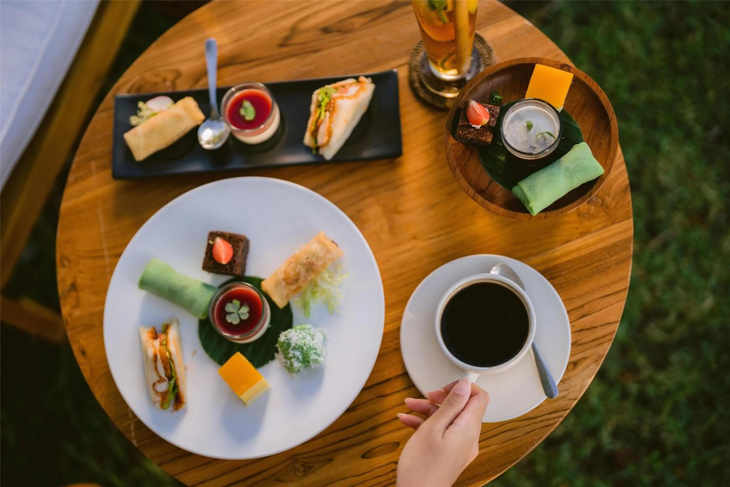 Restaurant/places to eat in Alila Manggis