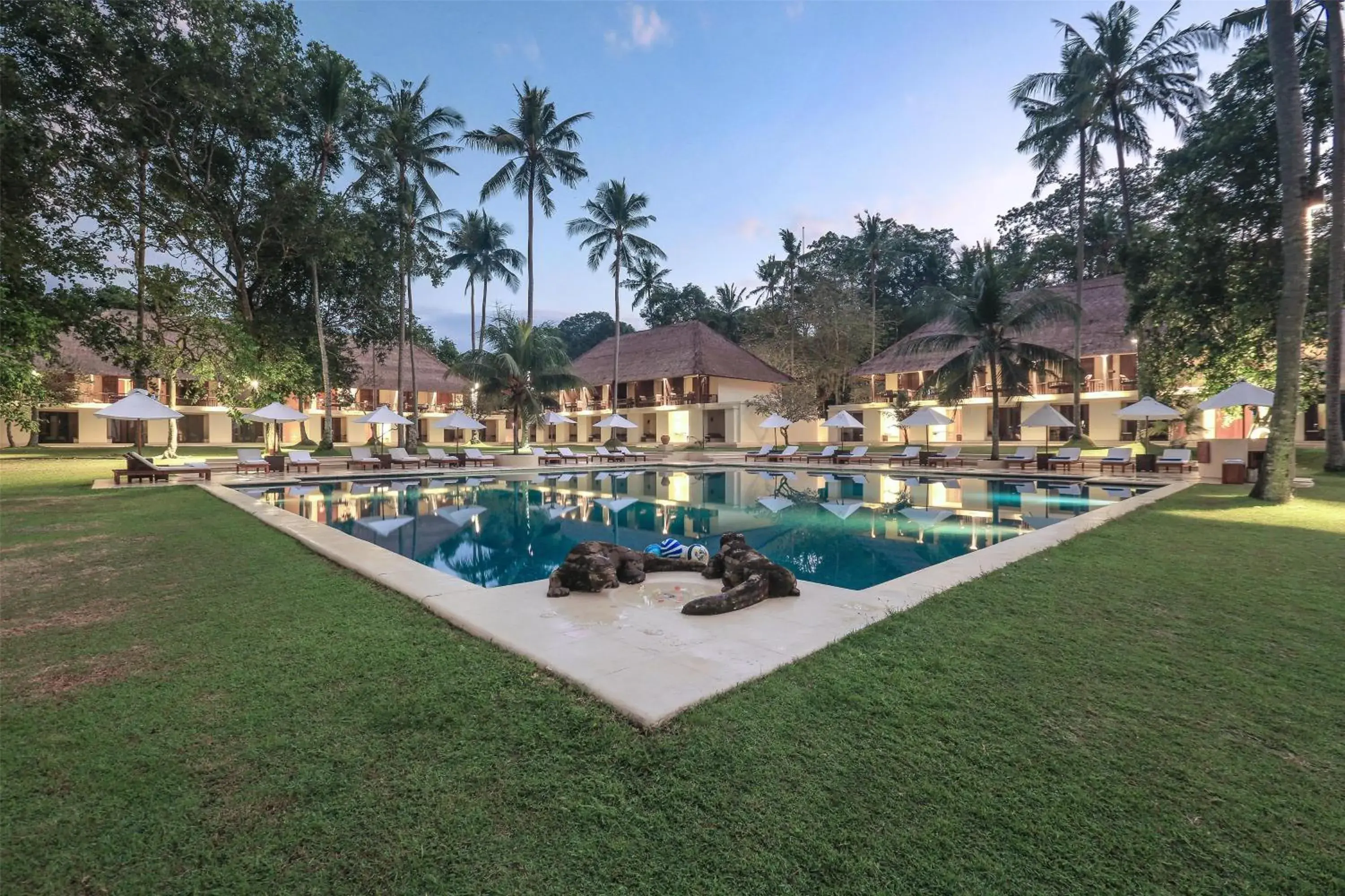 Swimming pool in Alila Manggis Swimming pool in Alila Manggis