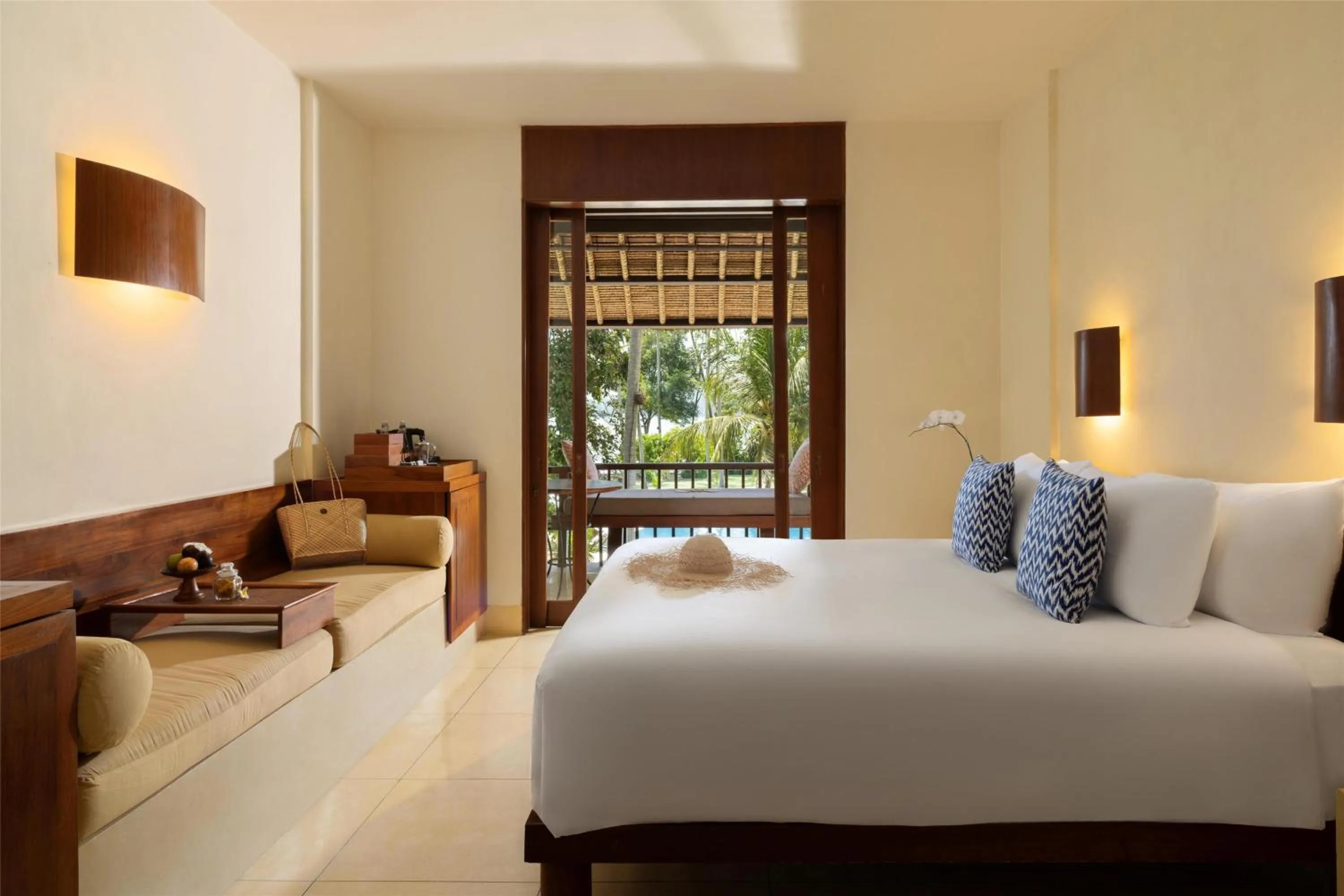 Bedroom, Bed in Alila Manggis