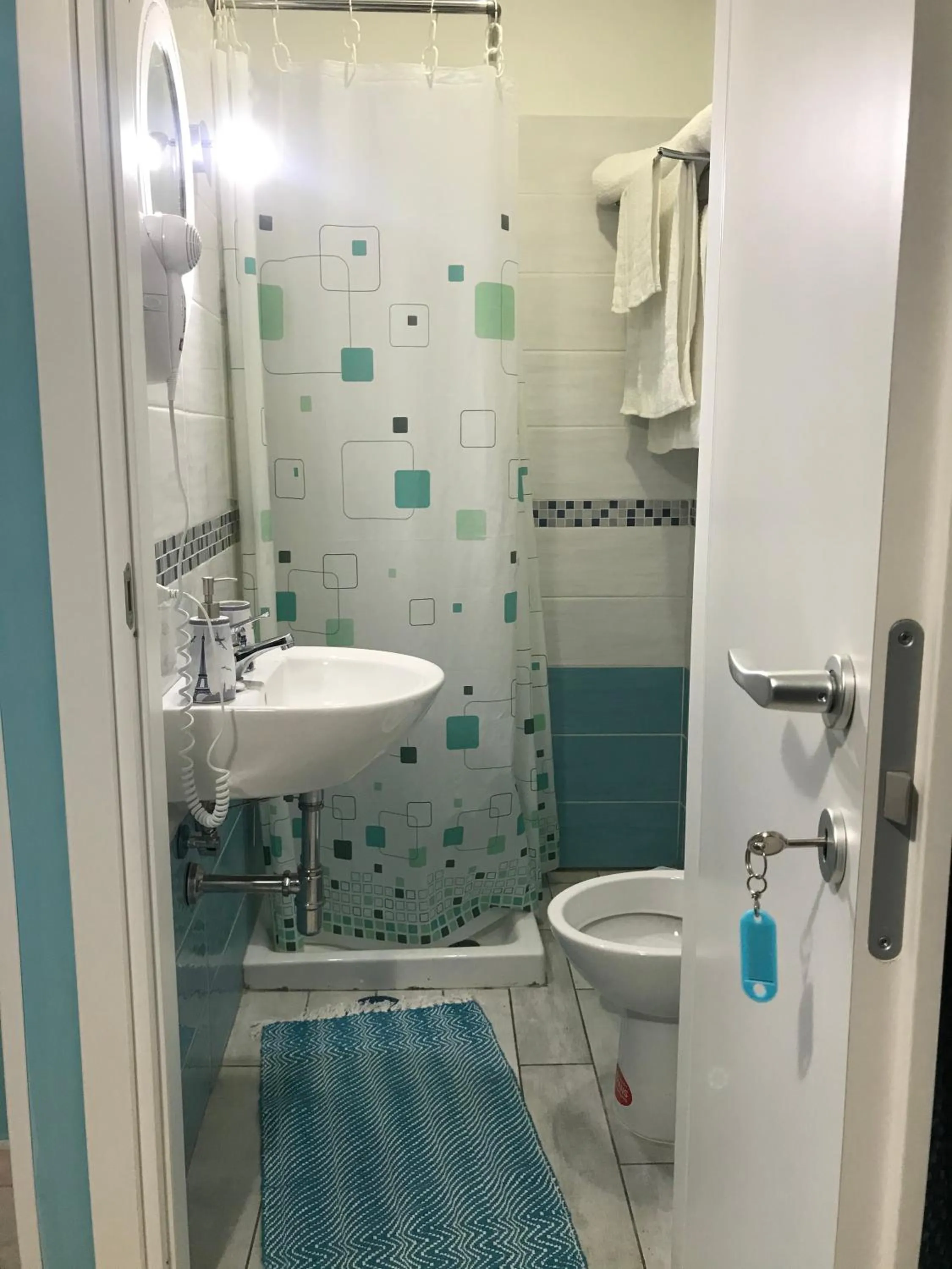 Shower in La casetta di Ester