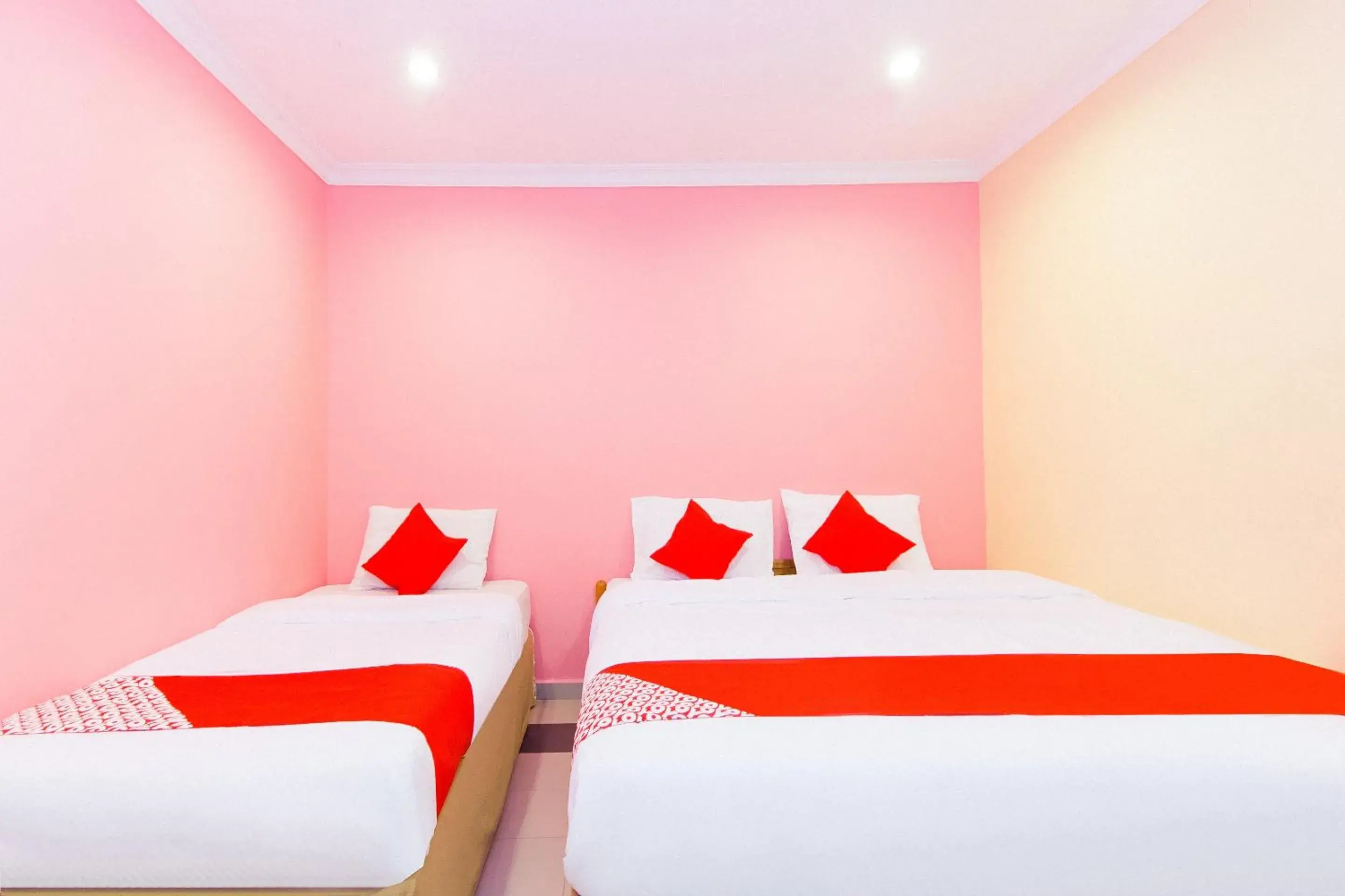 Bedroom, Bed in Hotel O Comfort Bedroom, Bed in Hotel O Comfort