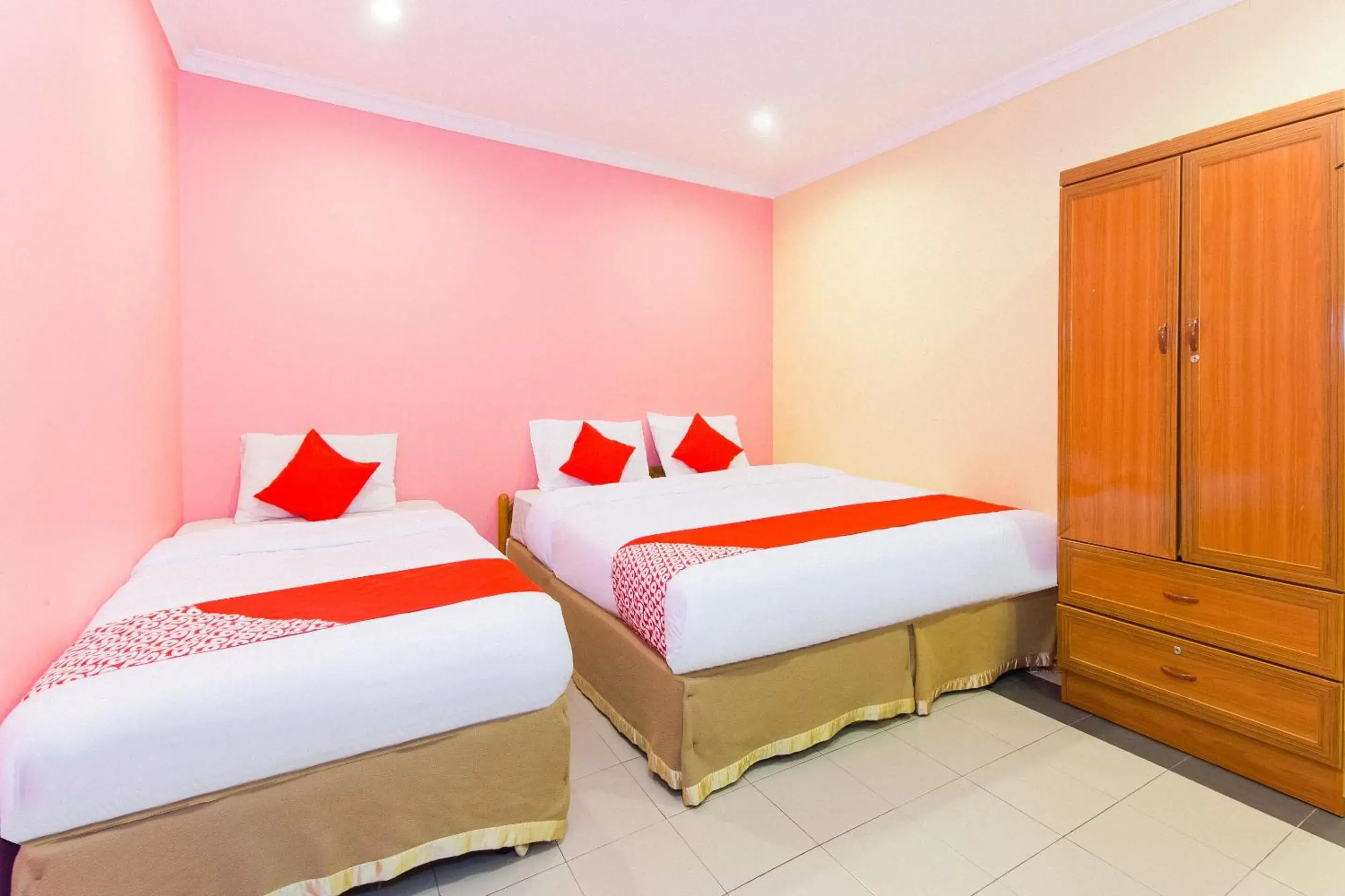 Bedroom, Bed in Hotel O Comfort Bedroom, Bed in Hotel O Comfort