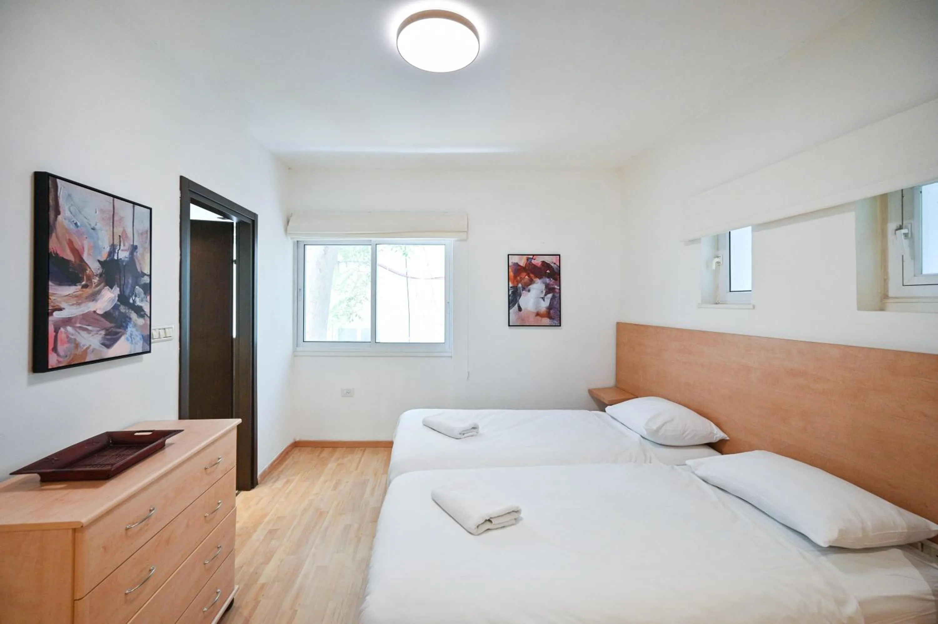 Bed in Cozy 2BR in Ben Gurion blvd by HolyGuest