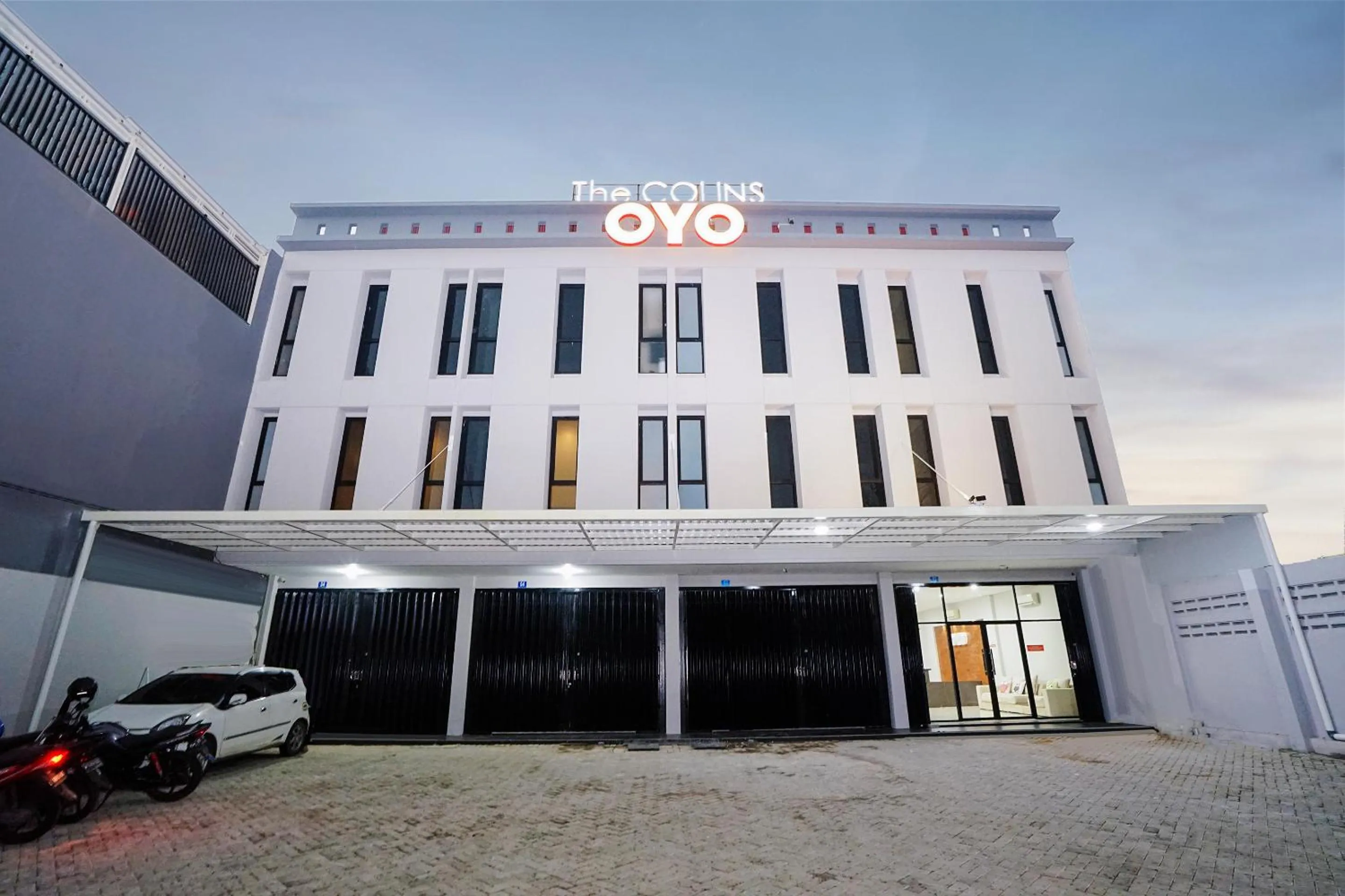 Property building in Super OYO Capital O 449 The Colins