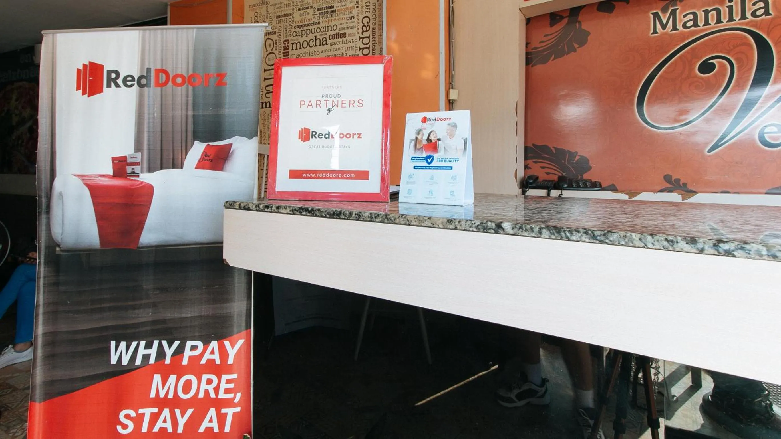 Lobby or reception in RedDoorz at Manila Venetian Hotel