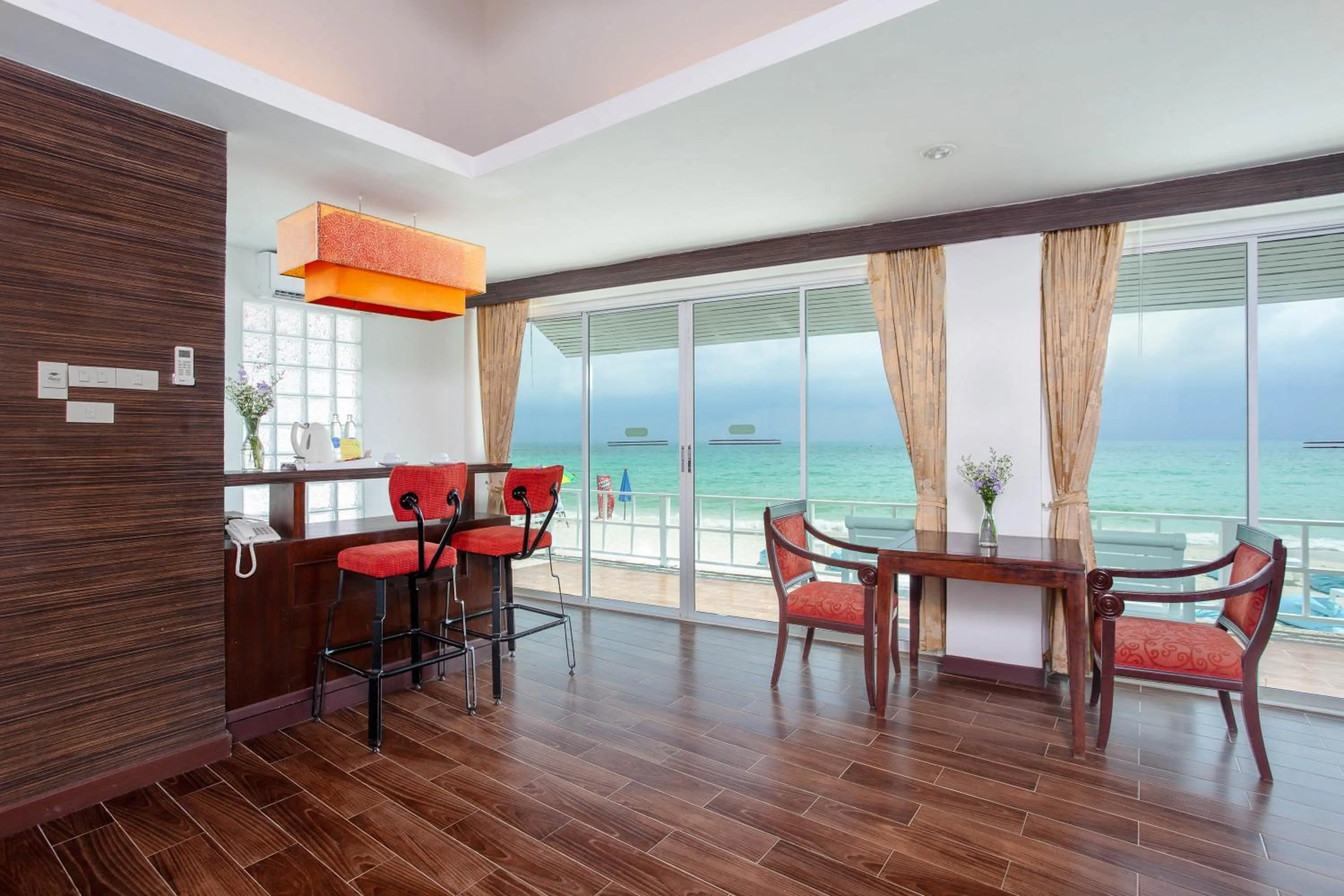 Living room in Al's Resort