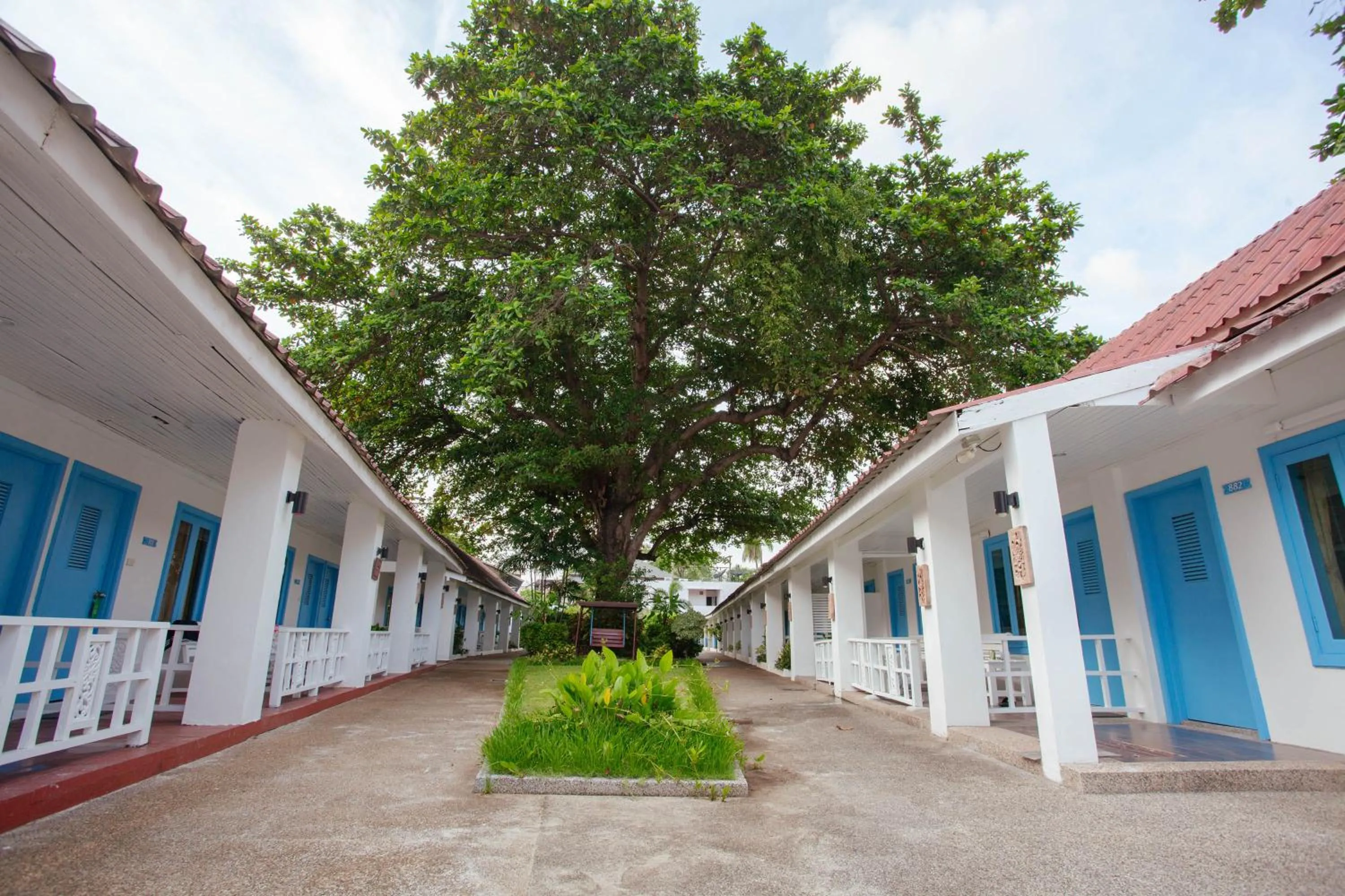 Garden view in Al's Resort