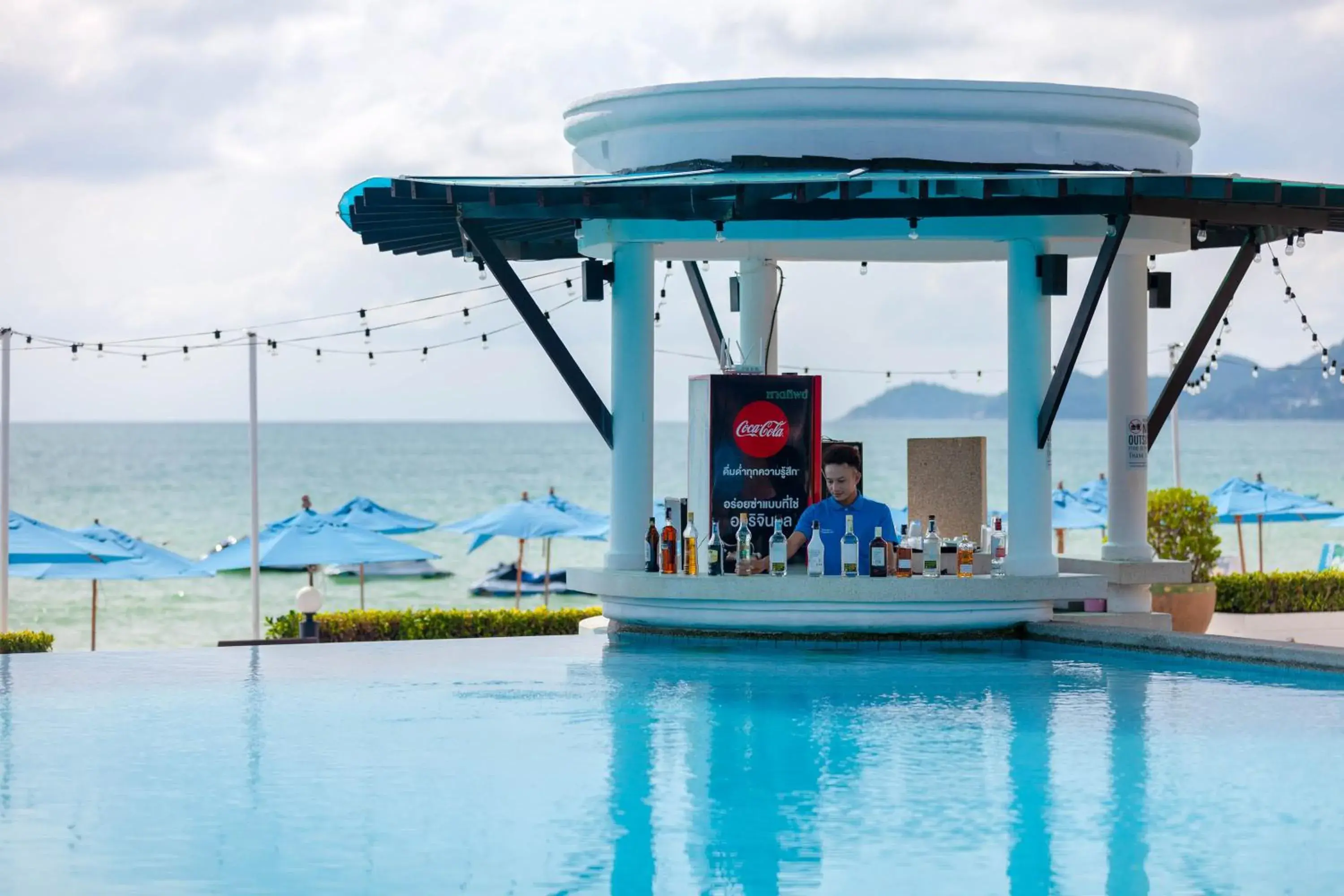 Lounge or bar in Al's Resort Lounge or bar in Al's Resort