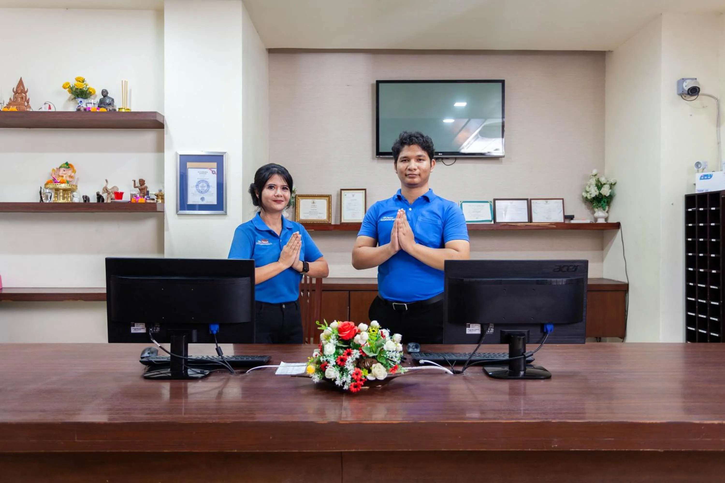 Lobby or reception in Al's Resort