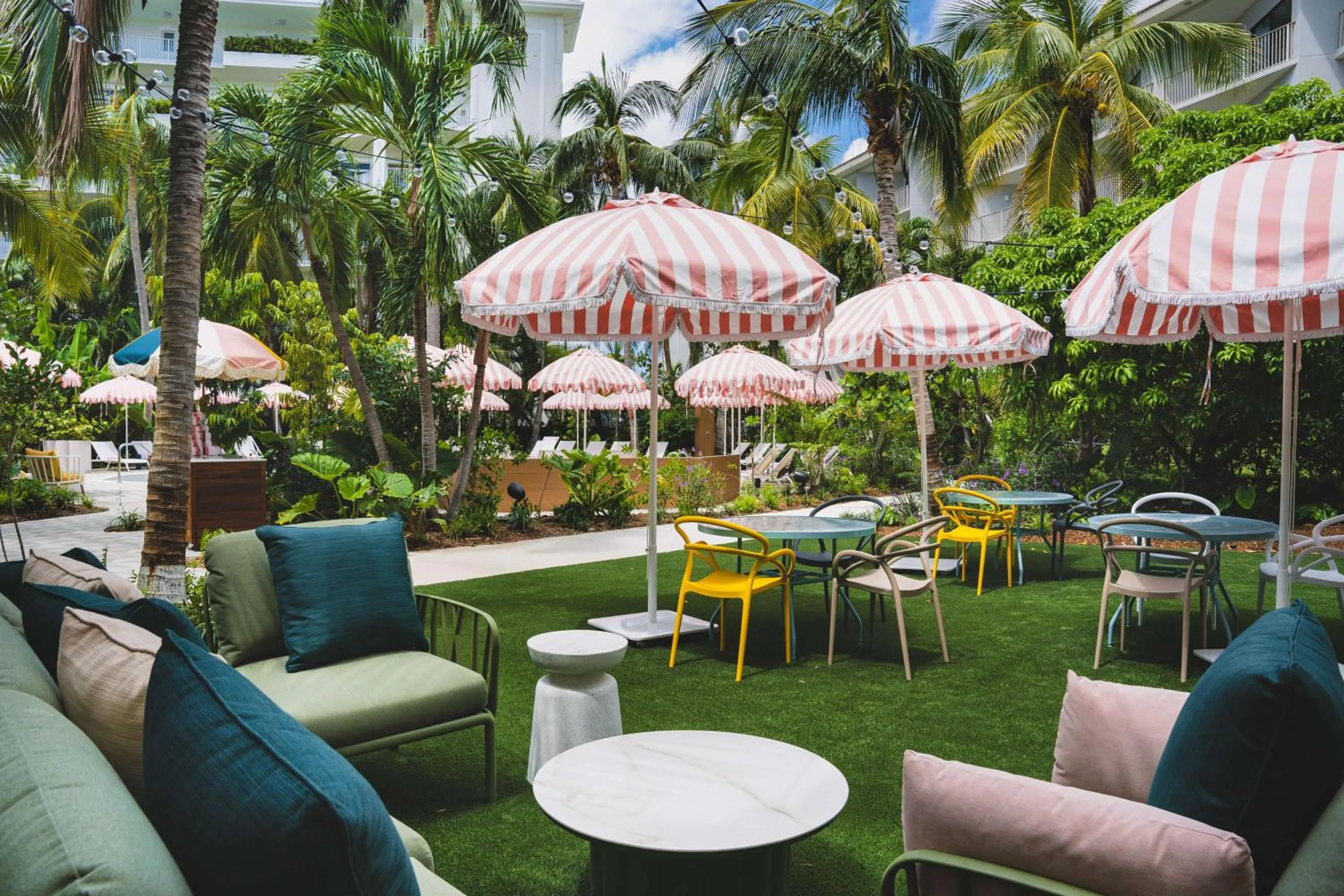 Garden in Hampton by Hilton Grand Cayman Seven Mile Beach