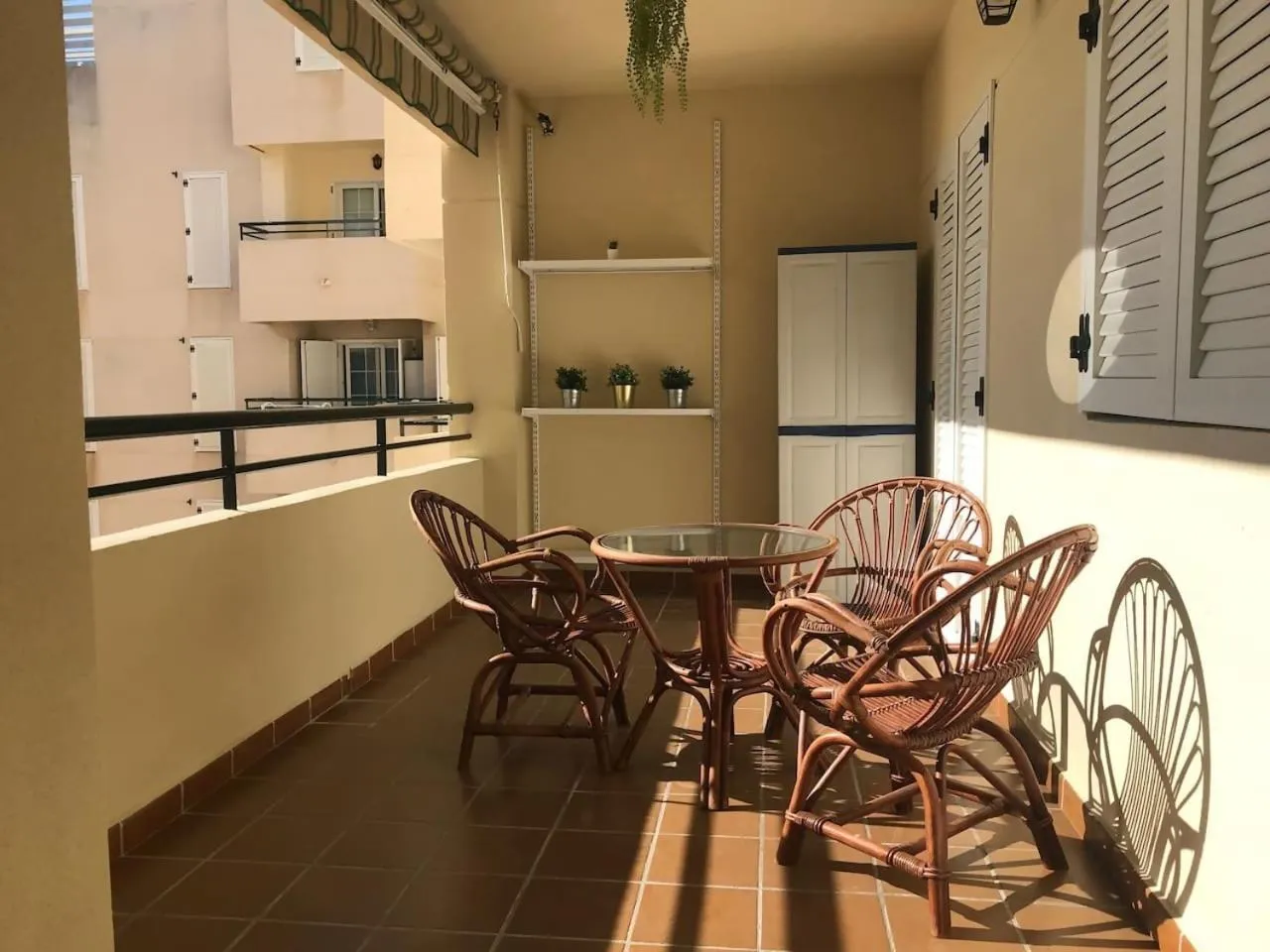 Espectacular residencial en 1a linea con piscina