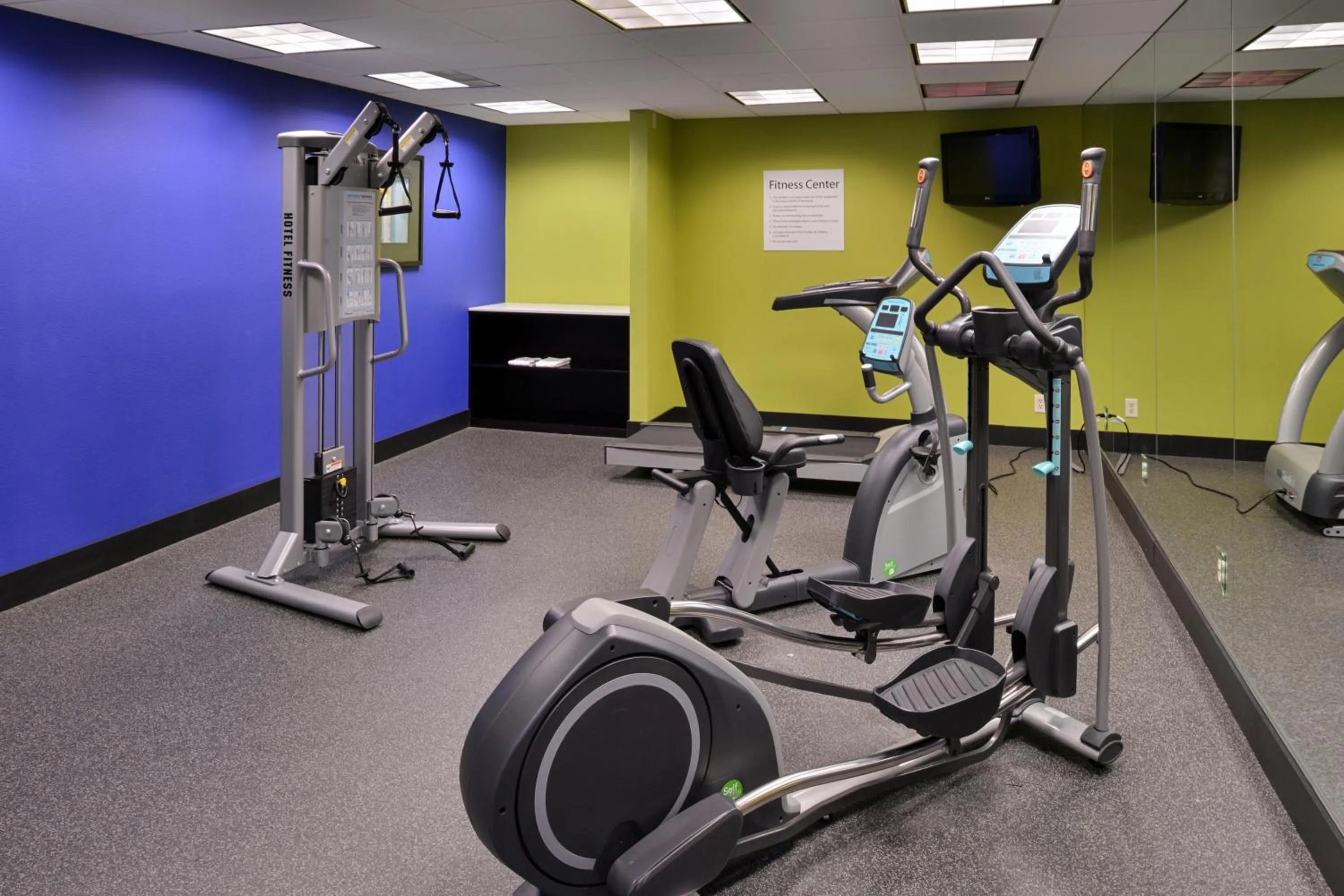Spa and wellness centre/facilities, Fitness Center/Facilities in Holiday Inn Little Rock West - Chenal Pkwy, an IHG Hotel