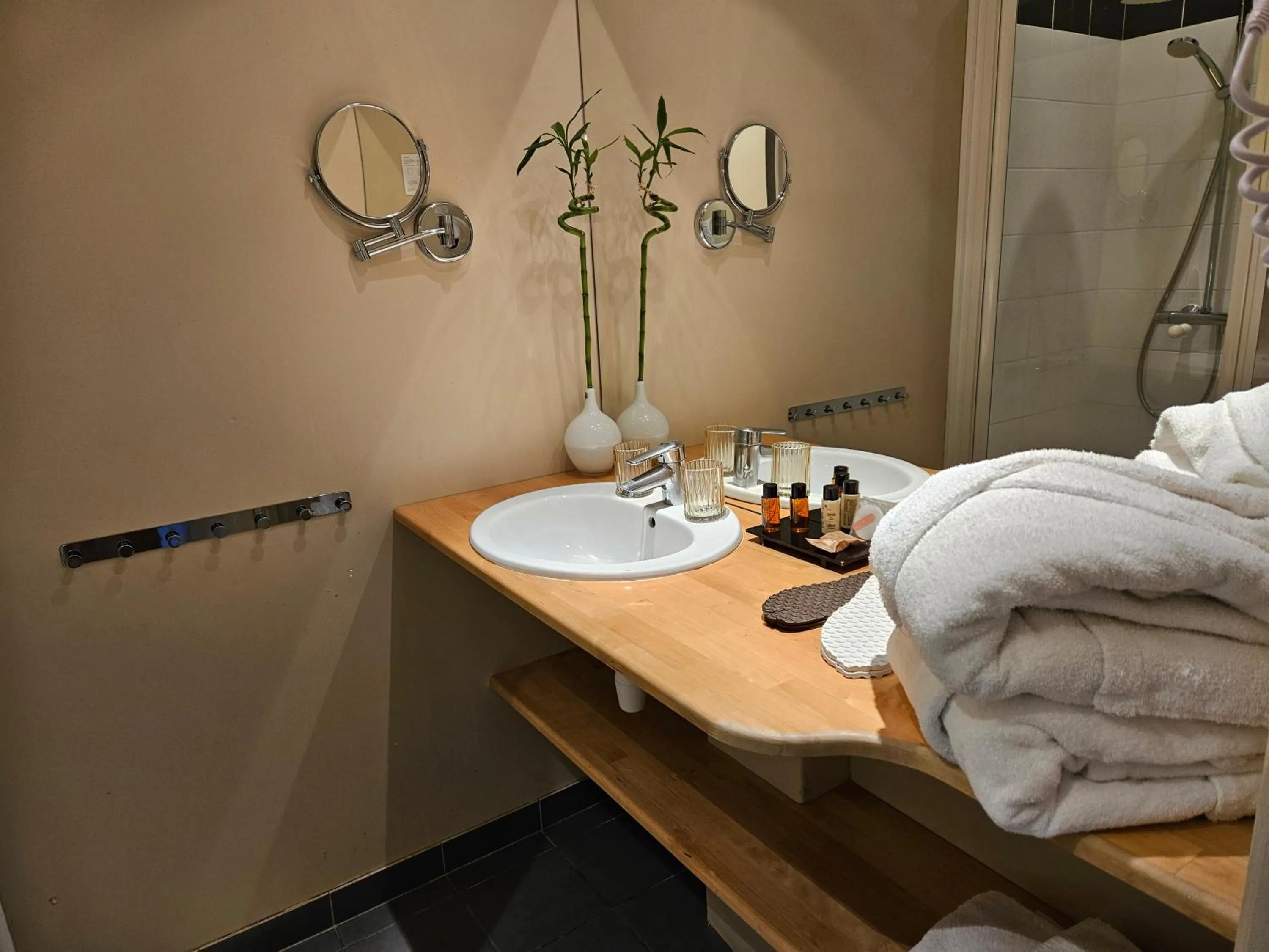 Bathroom in La Fraîchette-Hôtel & Spa