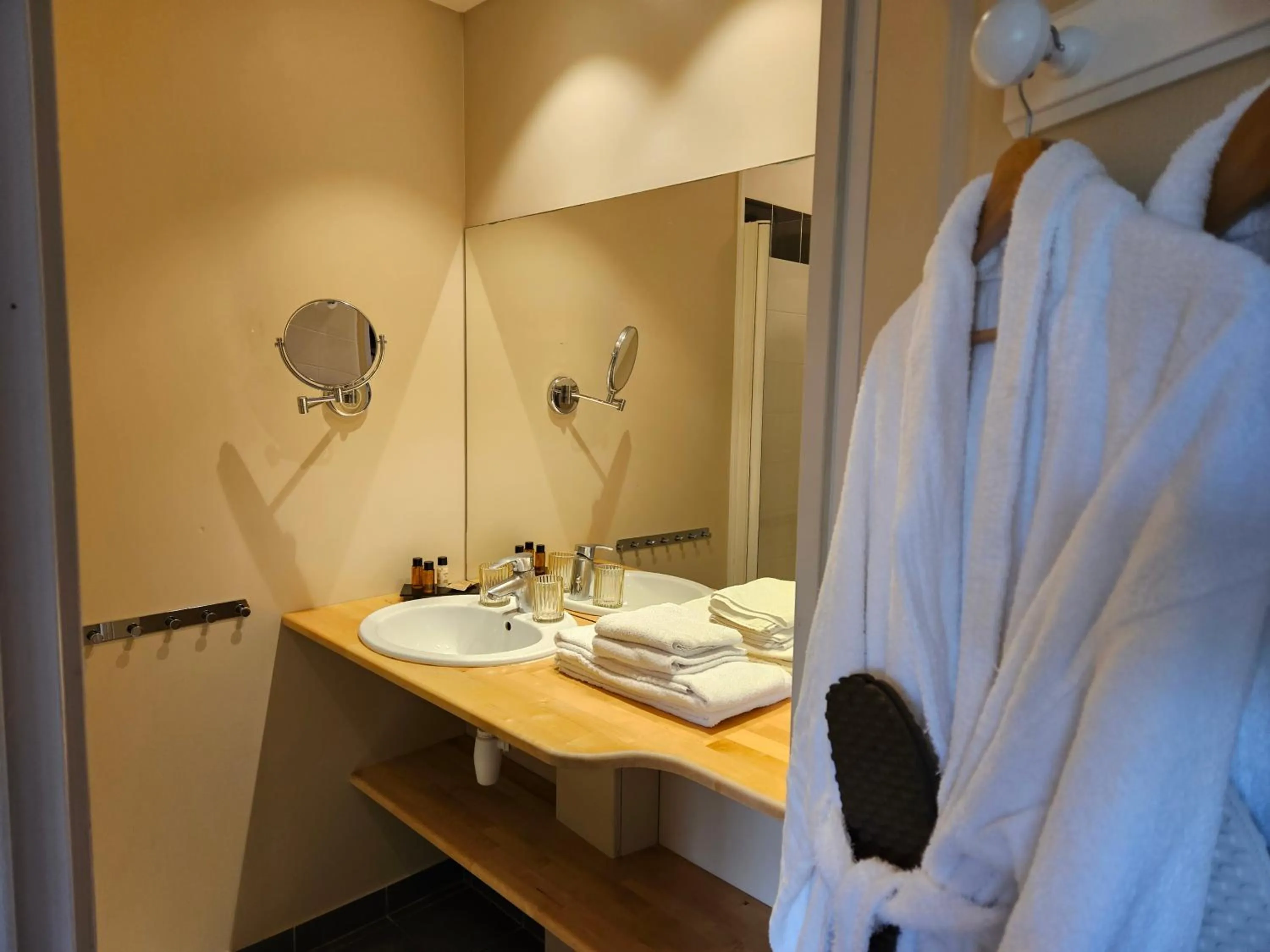 Bathroom in La Fraîchette-Hôtel & Spa