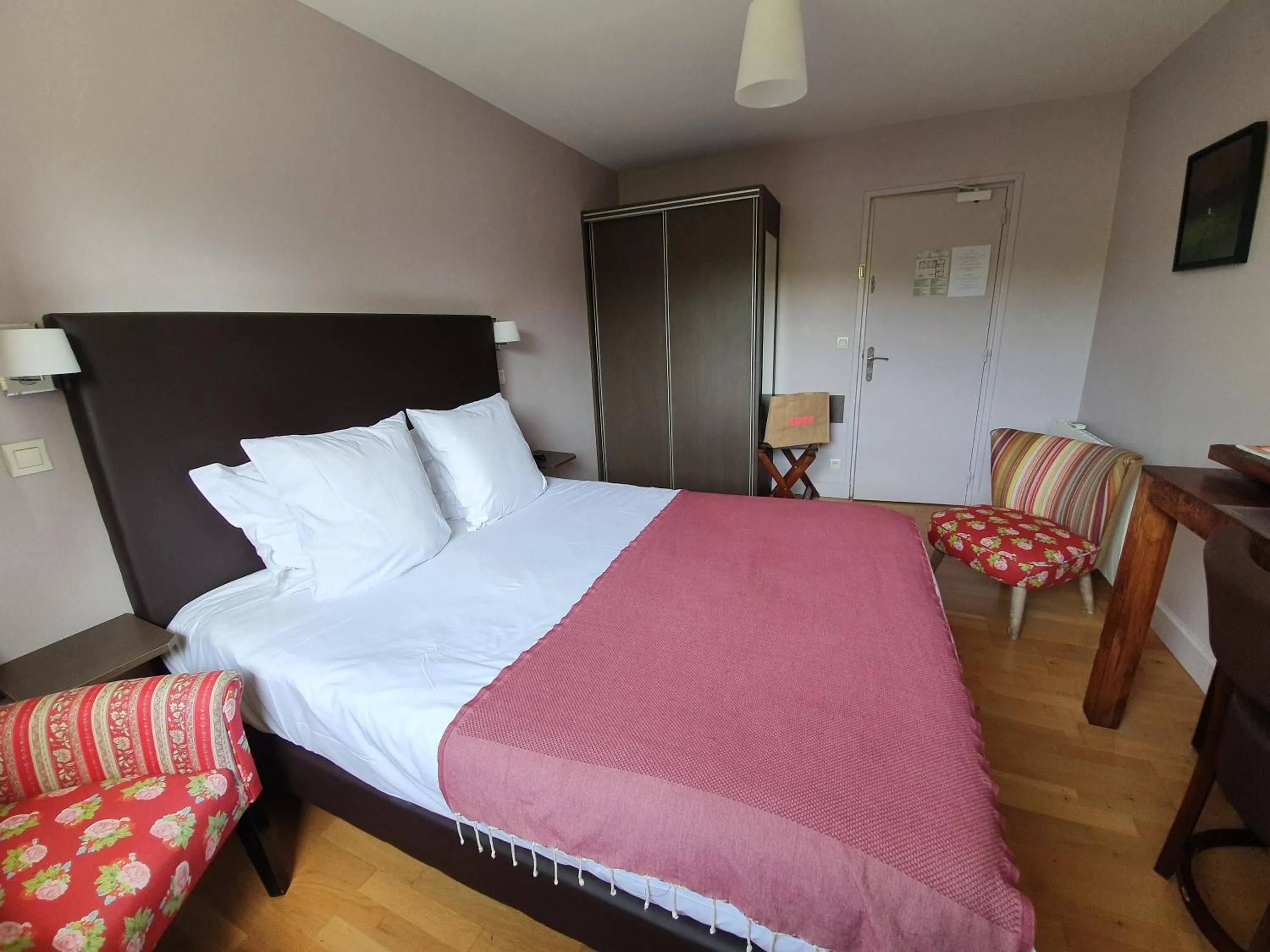 Bedroom, Bed in La Fraîchette-Hôtel & Spa