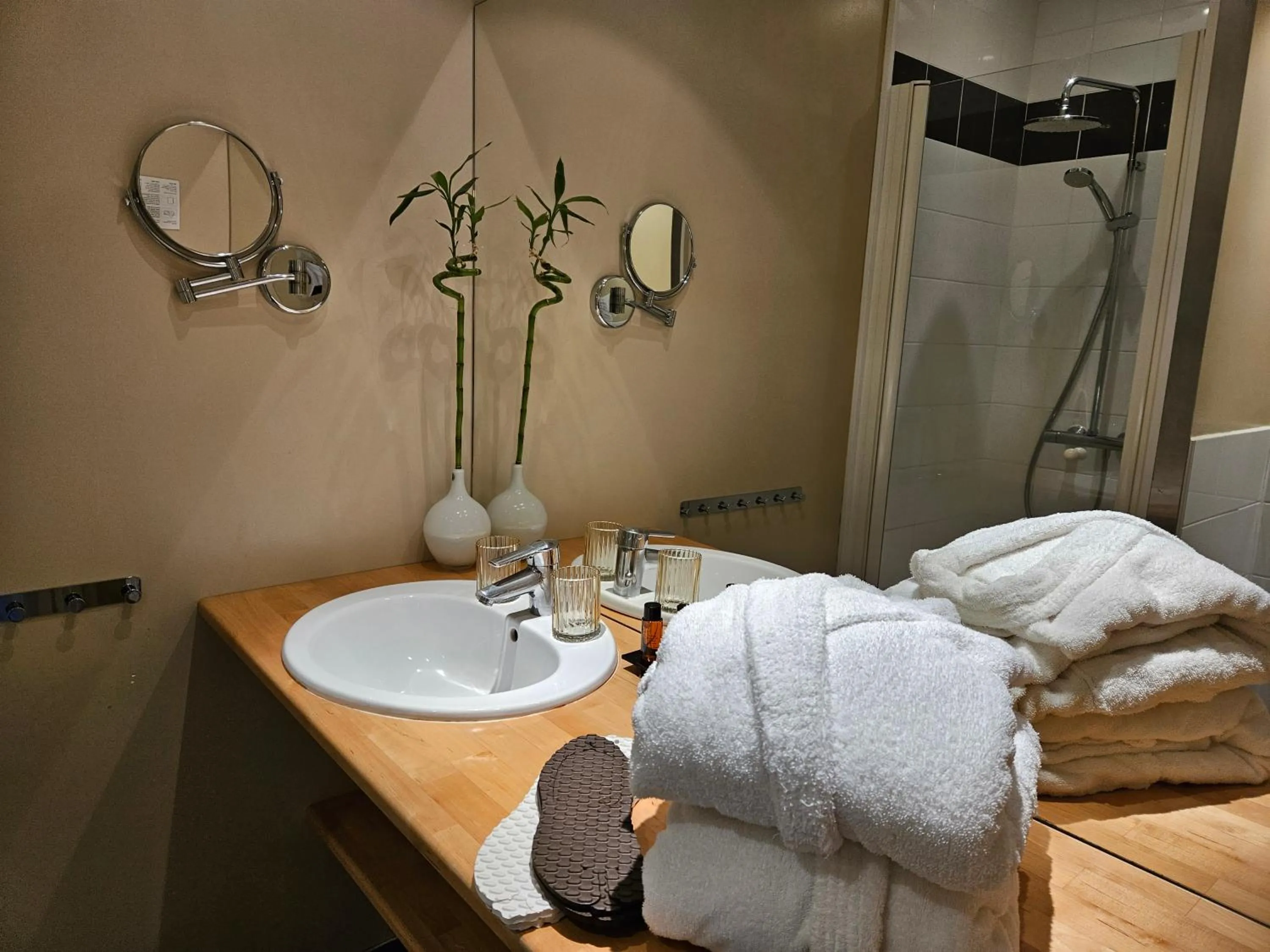 Bathroom in La Fraîchette-Hôtel & Spa