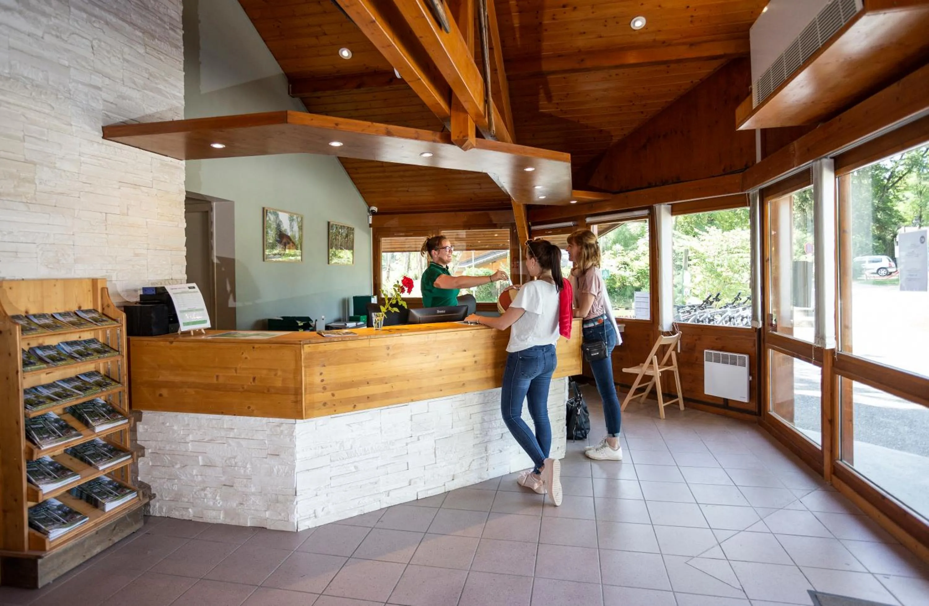 Property building in Camping La Pinède