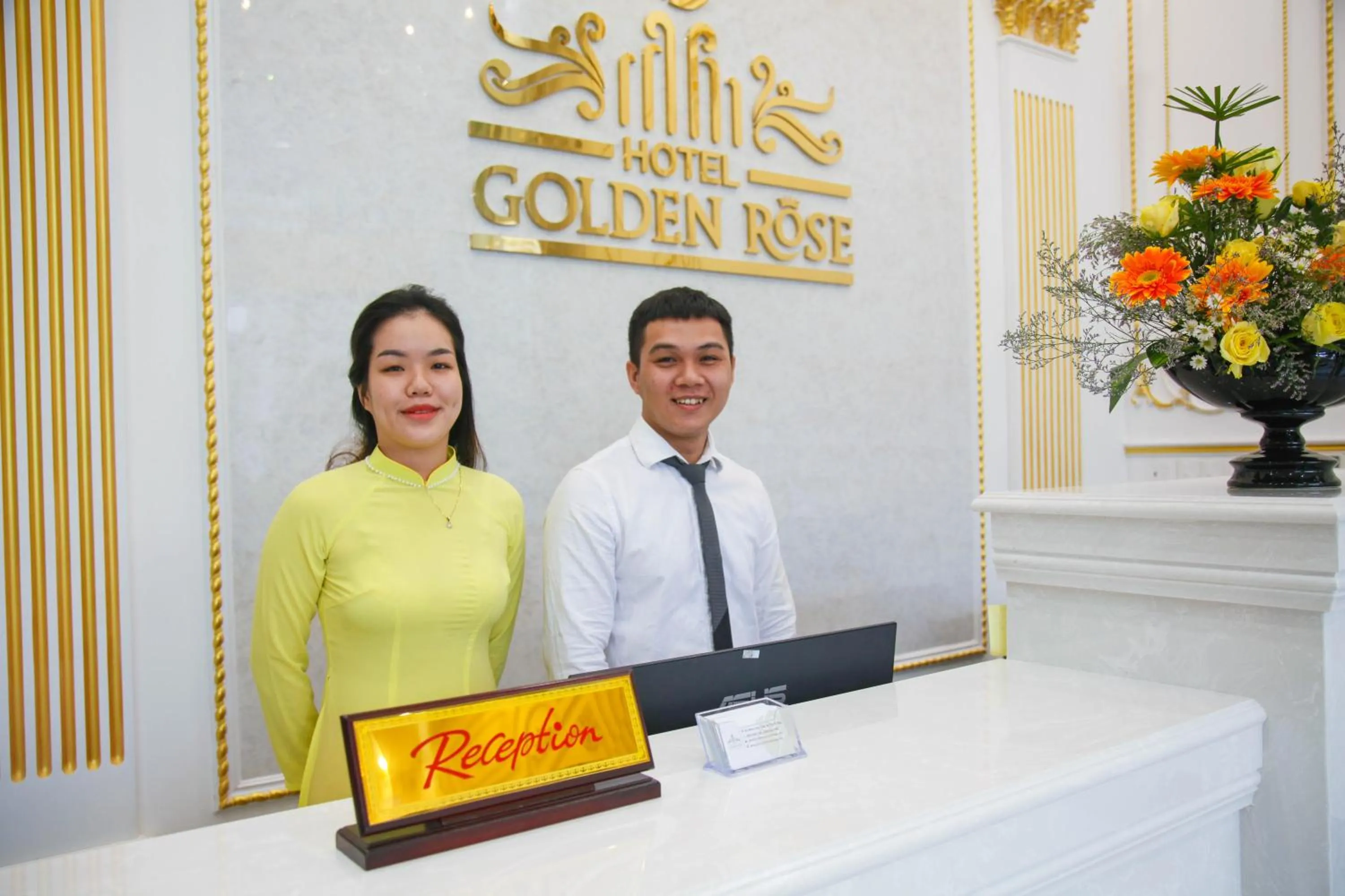 Lobby or reception in Golden Rose Hotel