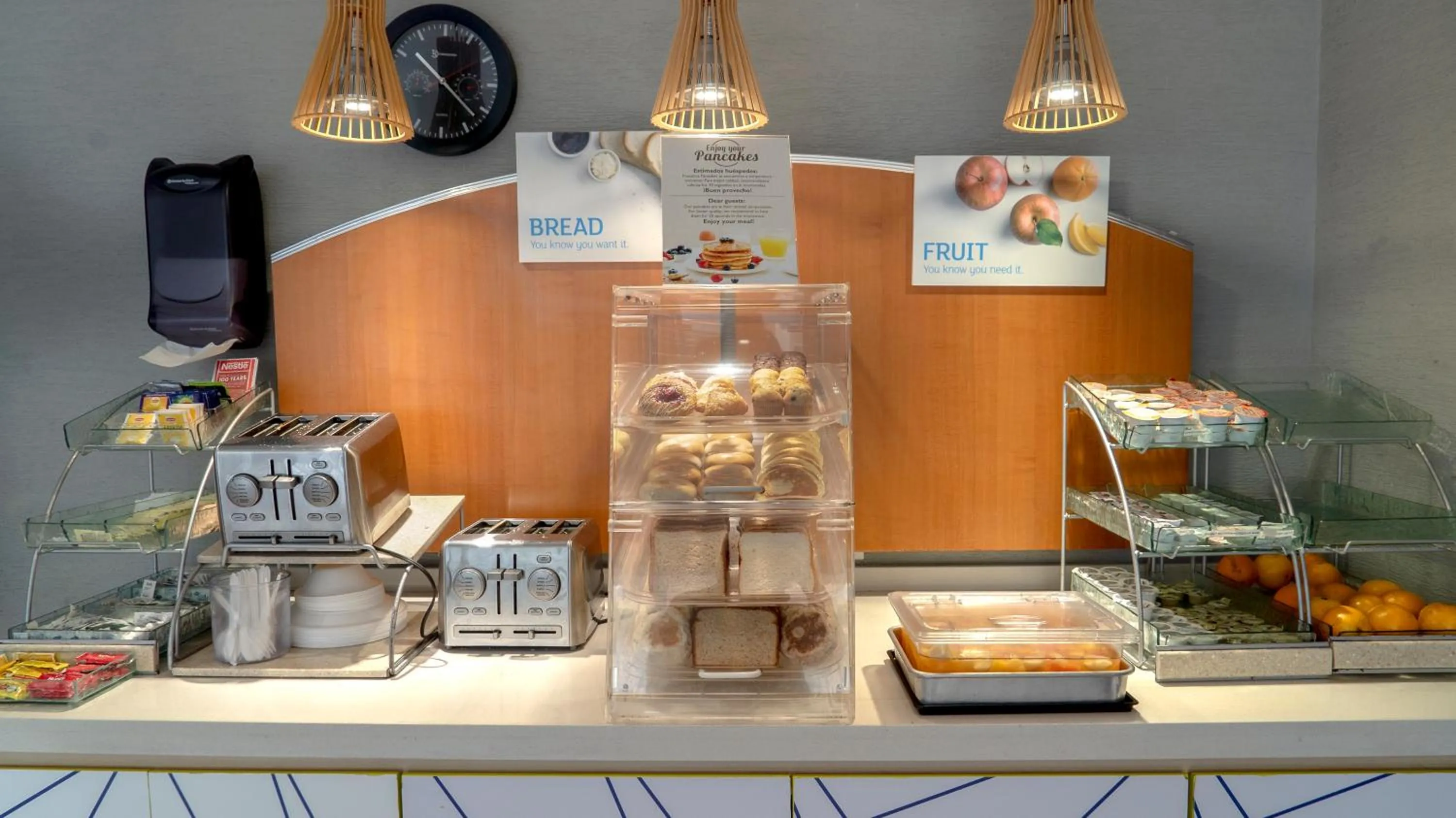 Food in Holiday Inn Express San Juan Condado by IHG