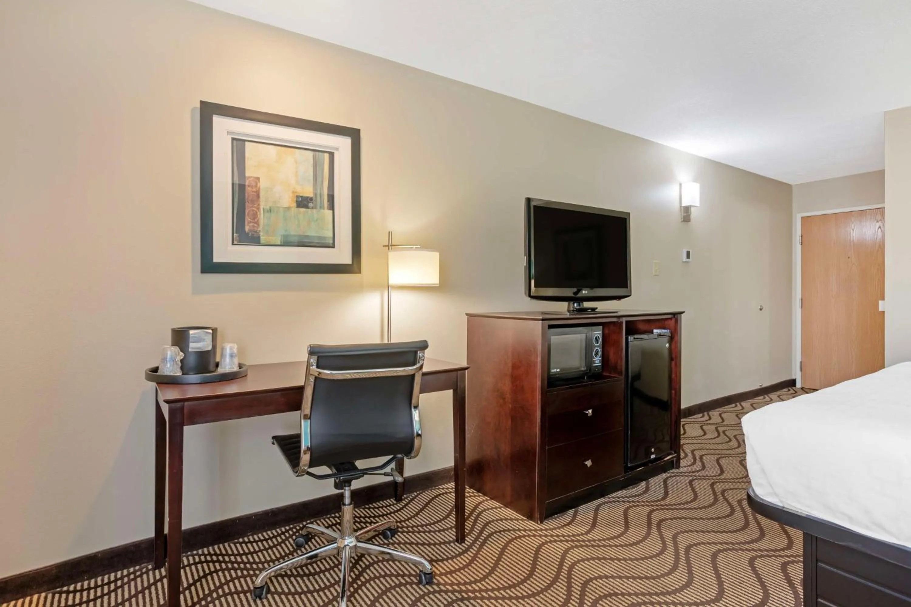 Bedroom, Bed in Best Western Plus Lonoke Hotel