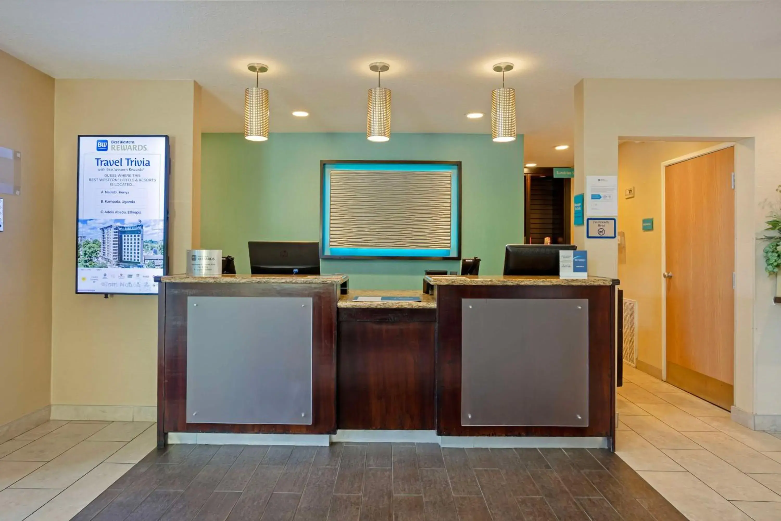 Lobby or reception in Best Western Plus Lonoke Hotel Lobby or reception in Best Western Plus Lonoke Hotel