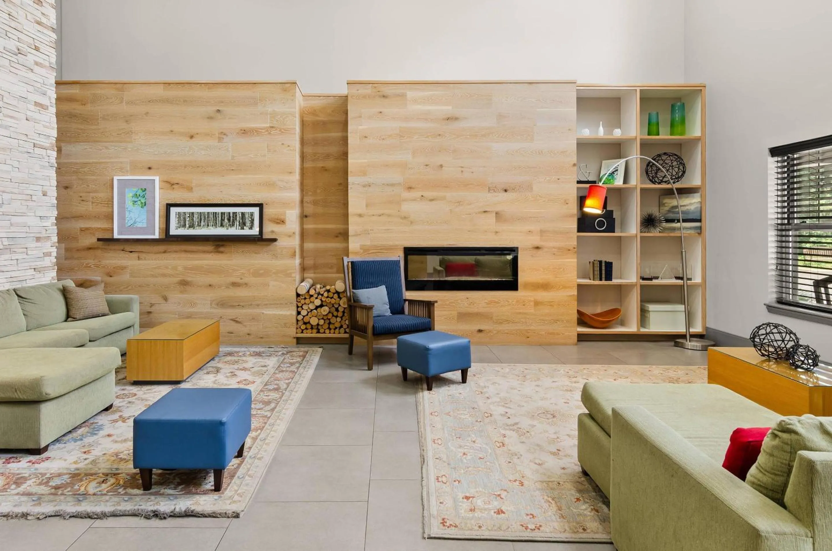 Lobby or reception in Country Inn & Suites by Radisson, Roanoke, VA