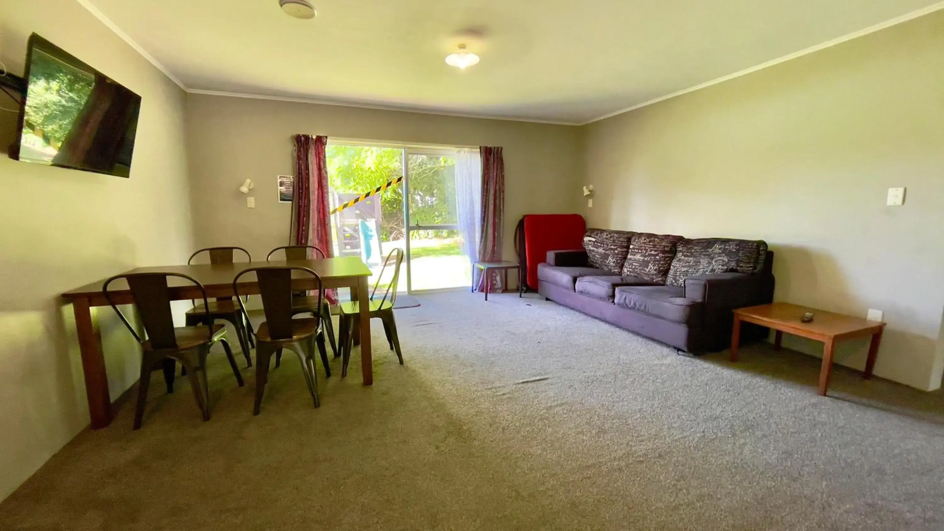 Two-Bedroom Apartment - single occupancy in Waiuku Motel Two-Bedroom Apartment - single occupancy in Waiuku Motel