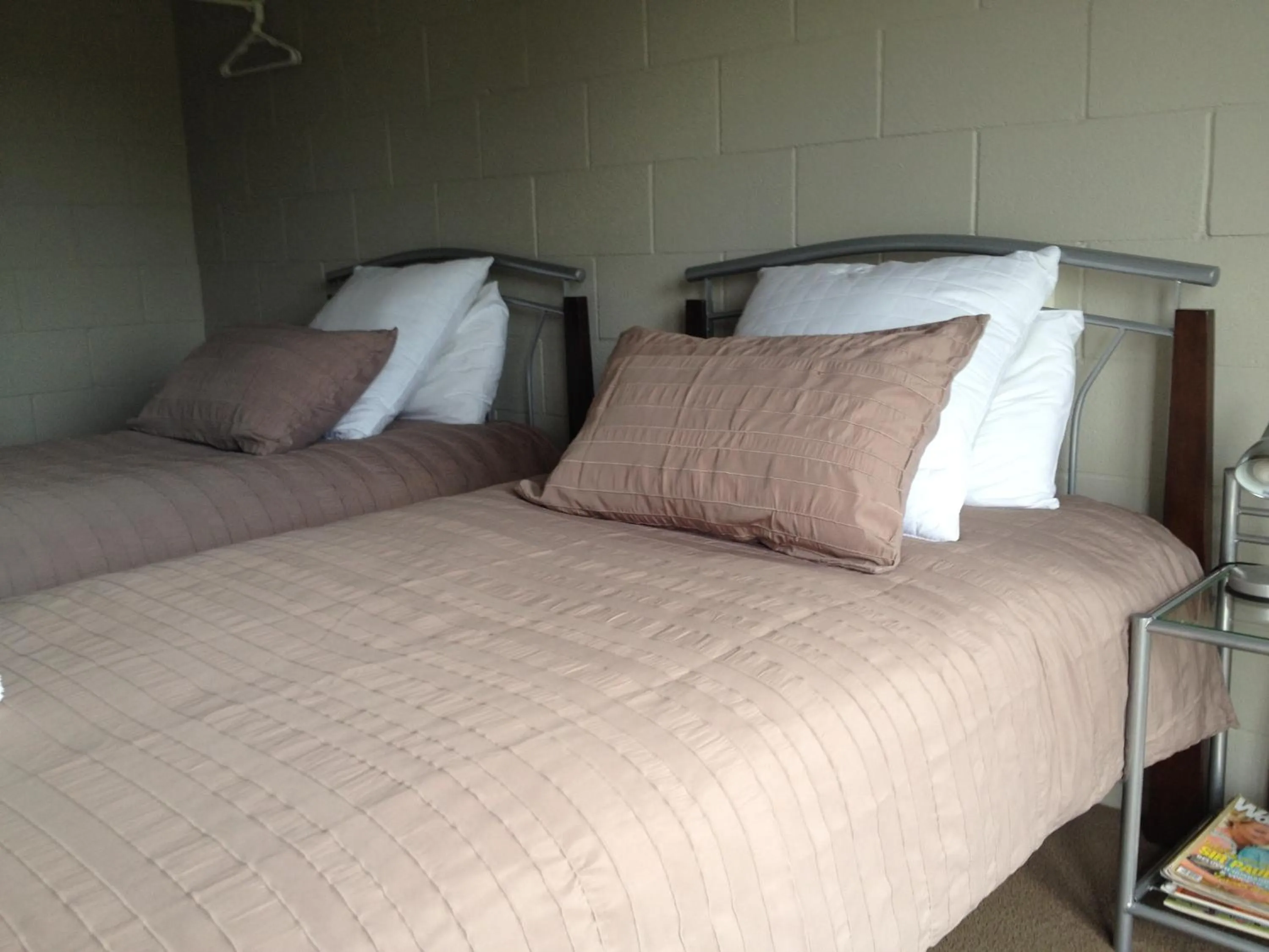 Bed in Waitomo Golfstays B&B