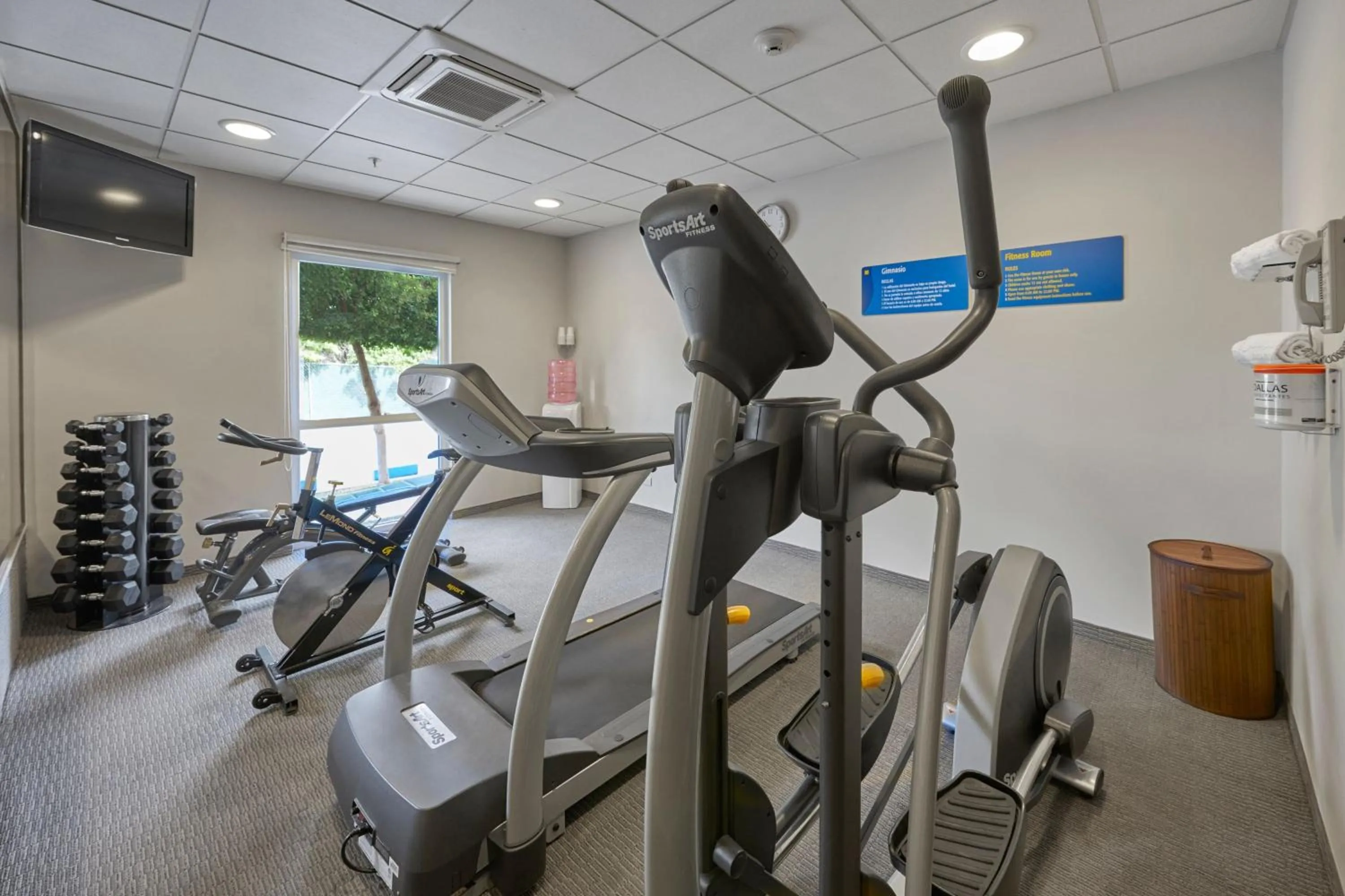 Fitness centre/facilities in City Express by Marriott Xalapa
