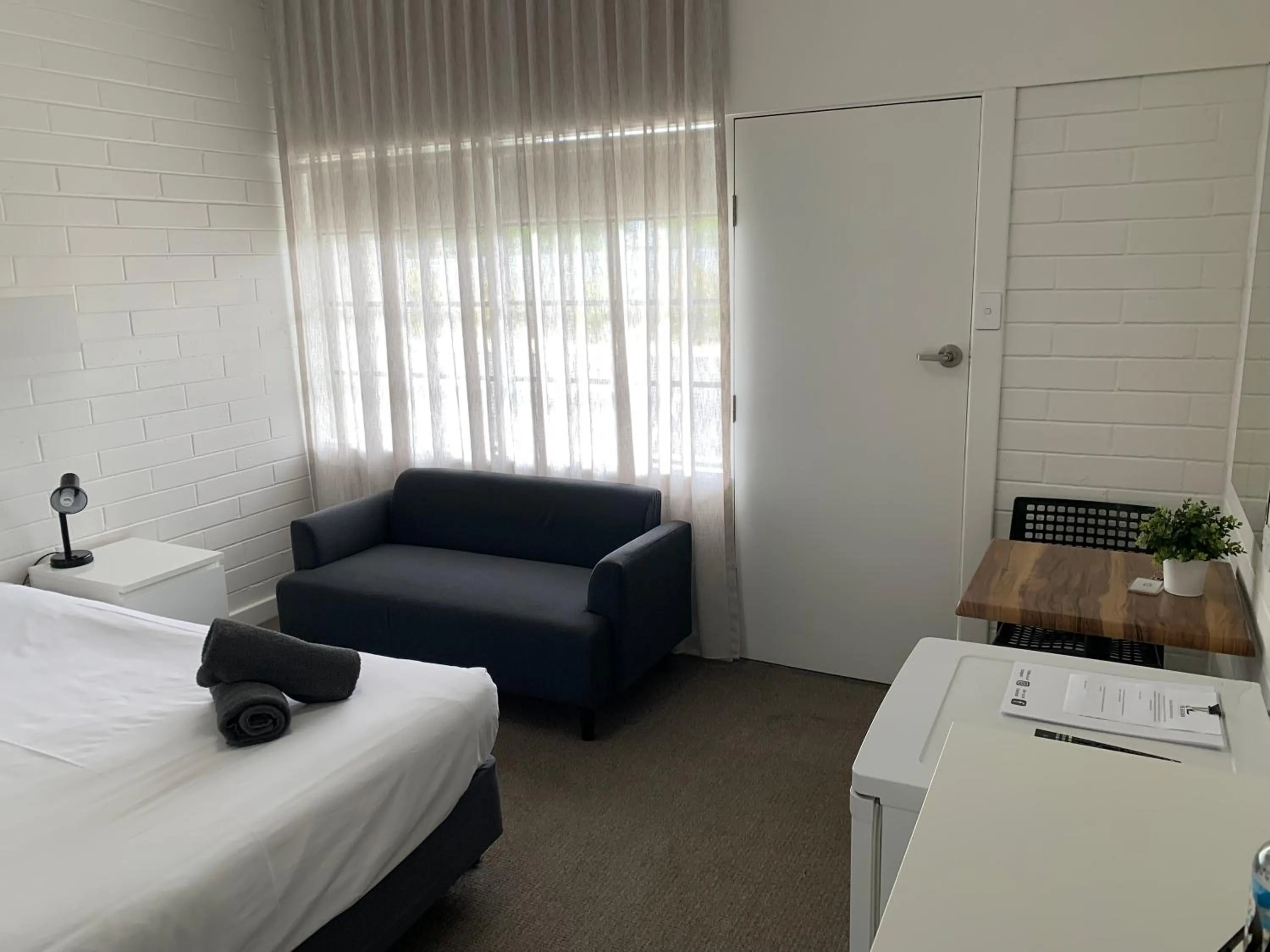 Bed in Guichen Bay Motel