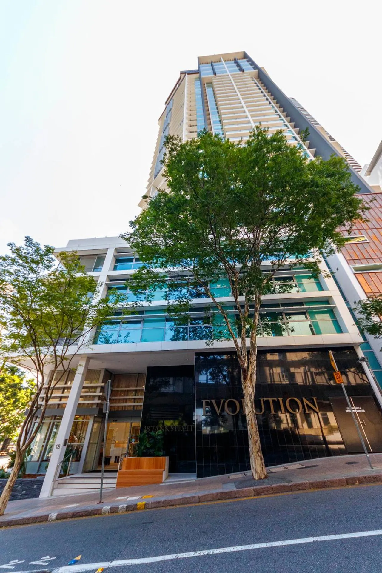 Facade/entrance in Evolution Apartments