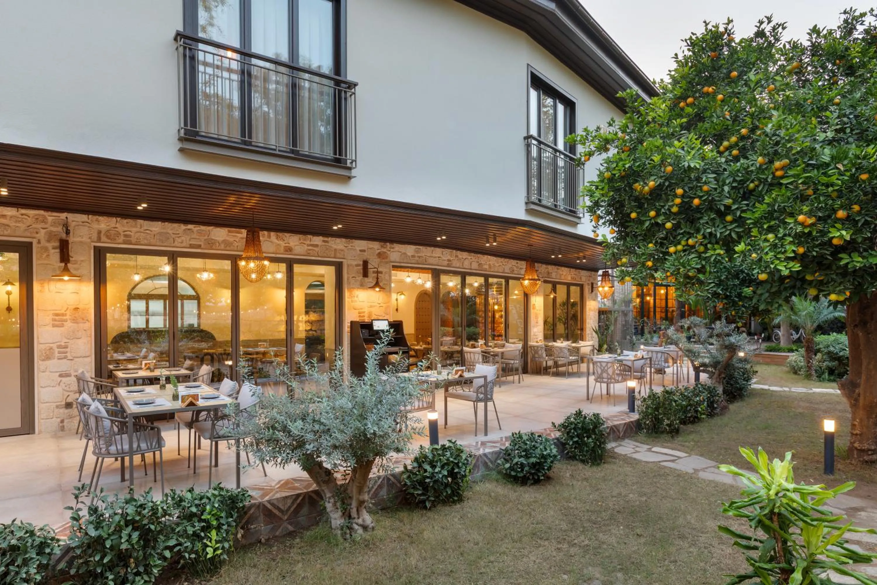 Restaurant/places to eat in Casa Sur Antalya