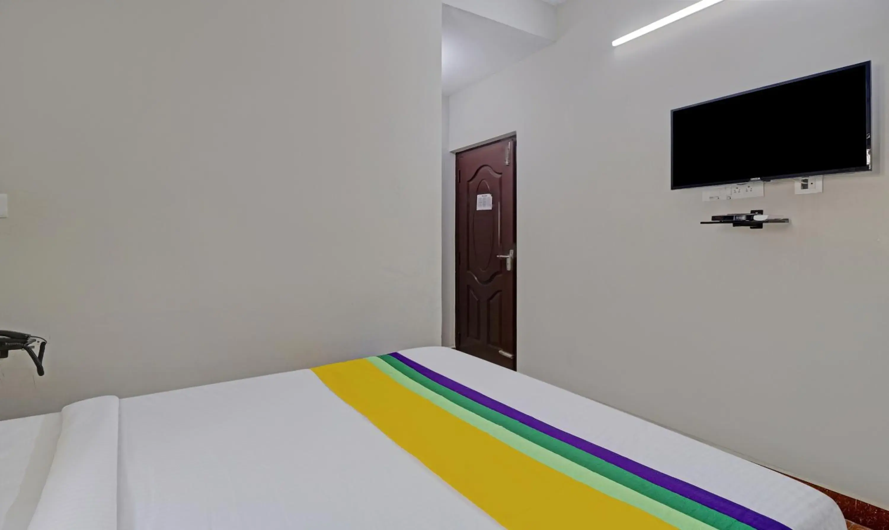 Bedroom, Bed in Itsy Hotels Rithika Inn Blossoms Bedroom, Bed in Itsy Hotels Rithika Inn Blossoms