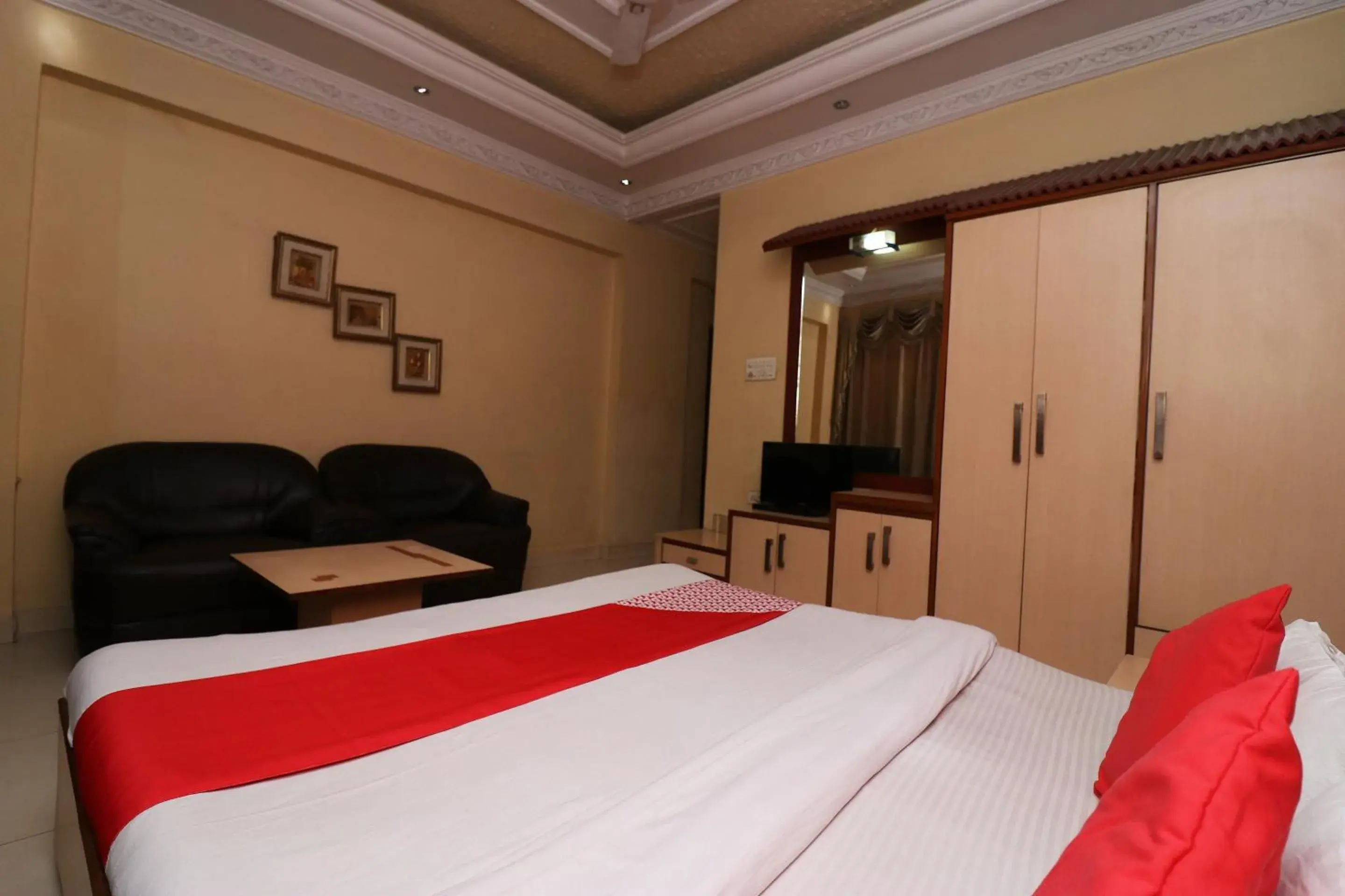 Bedroom, Bed in Super Hotel O Akash Regency Bedroom, Bed in Super Hotel O Akash Regency