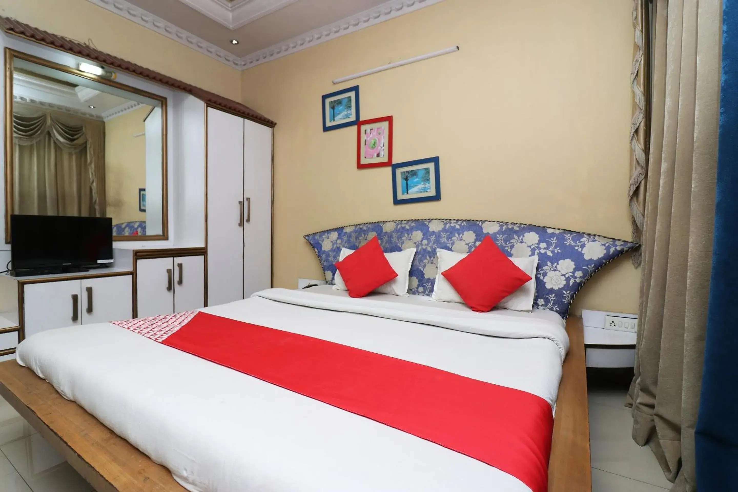 Bedroom, Bed in Super Hotel O Akash Regency Bedroom, Bed in Super Hotel O Akash Regency