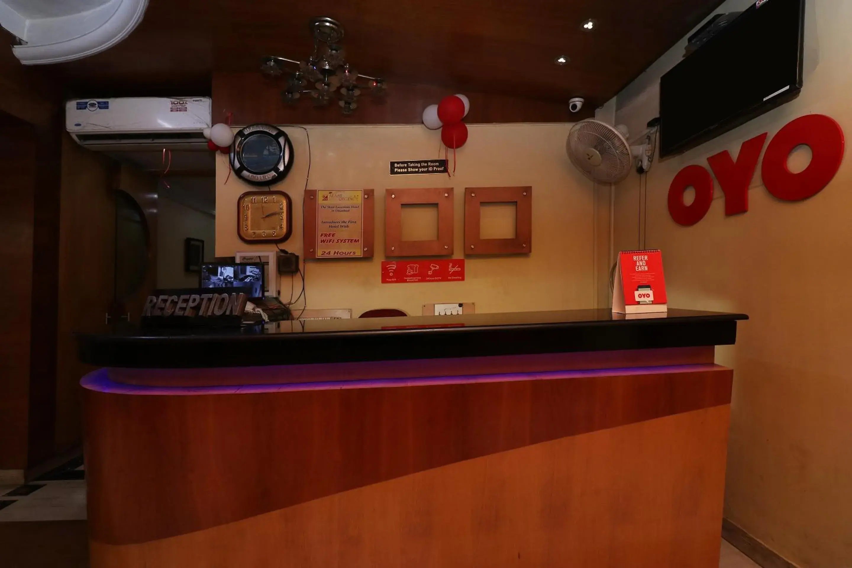 Lobby or reception in Super Hotel O Akash Regency Lobby or reception in Super Hotel O Akash Regency