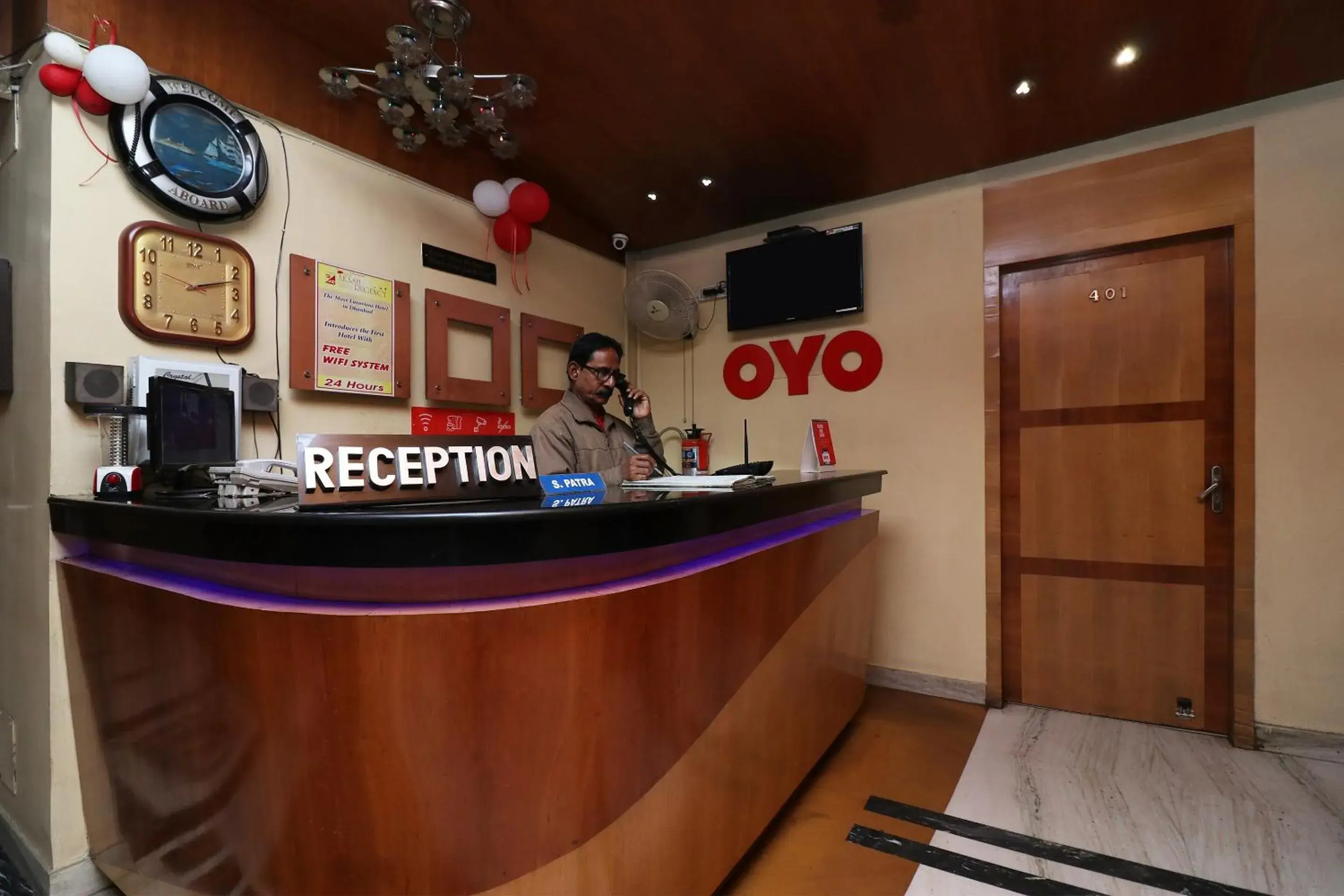 Lobby or reception in Super Hotel O Akash Regency Lobby or reception in Super Hotel O Akash Regency