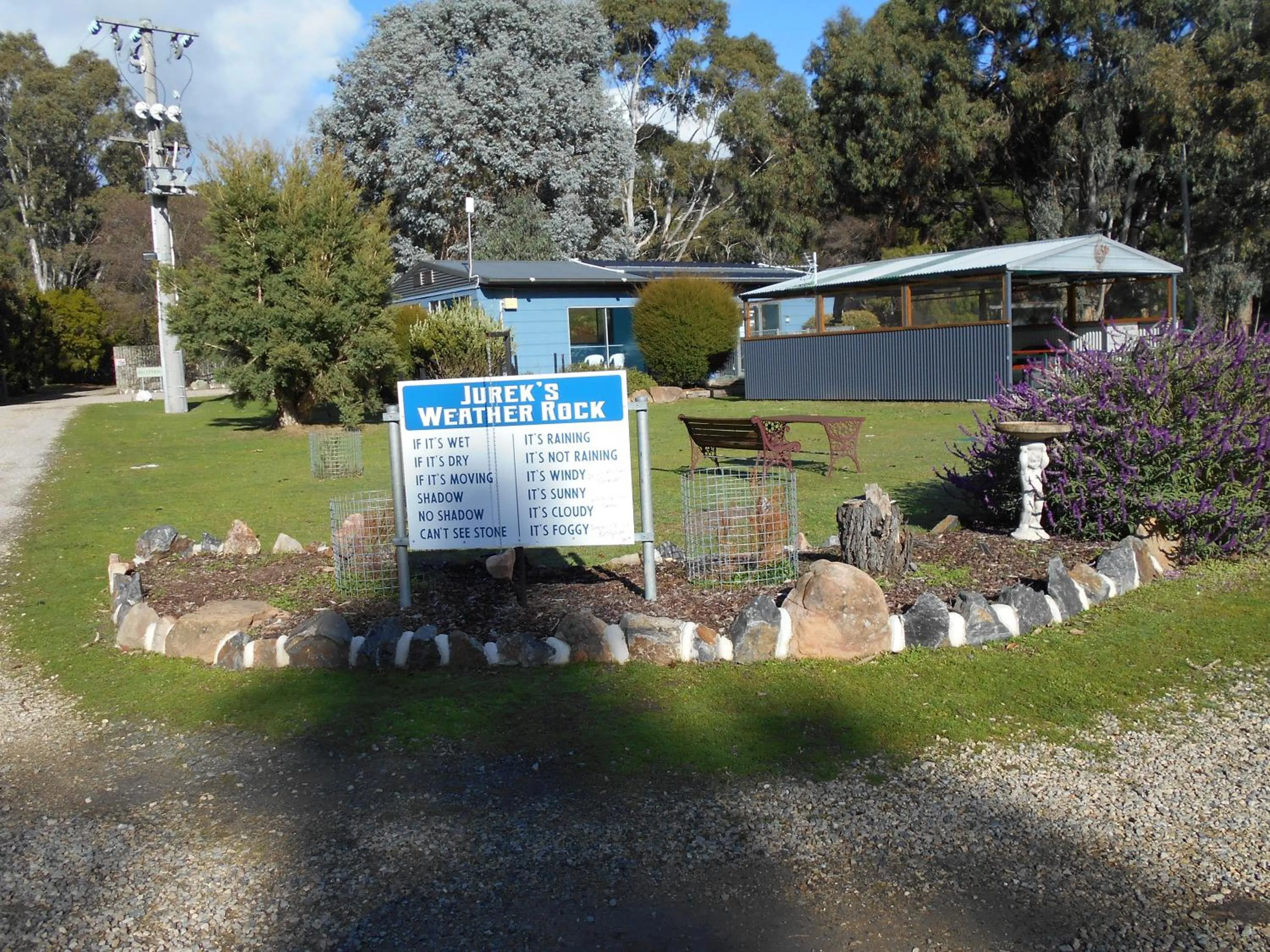 Garden view in Grampians View Cottages and Units
