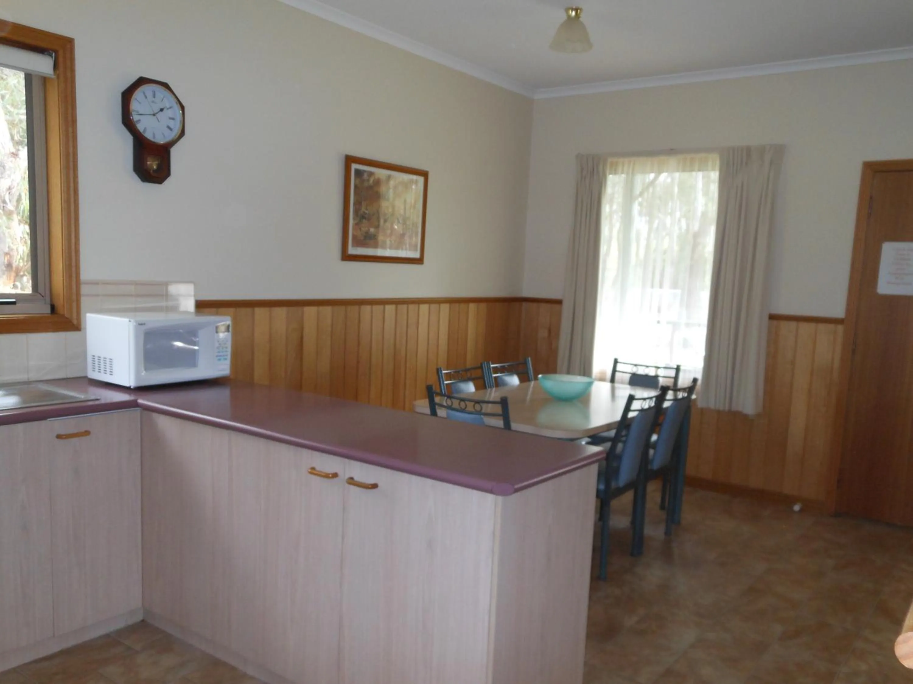 Day in Grampians View Cottages and Units