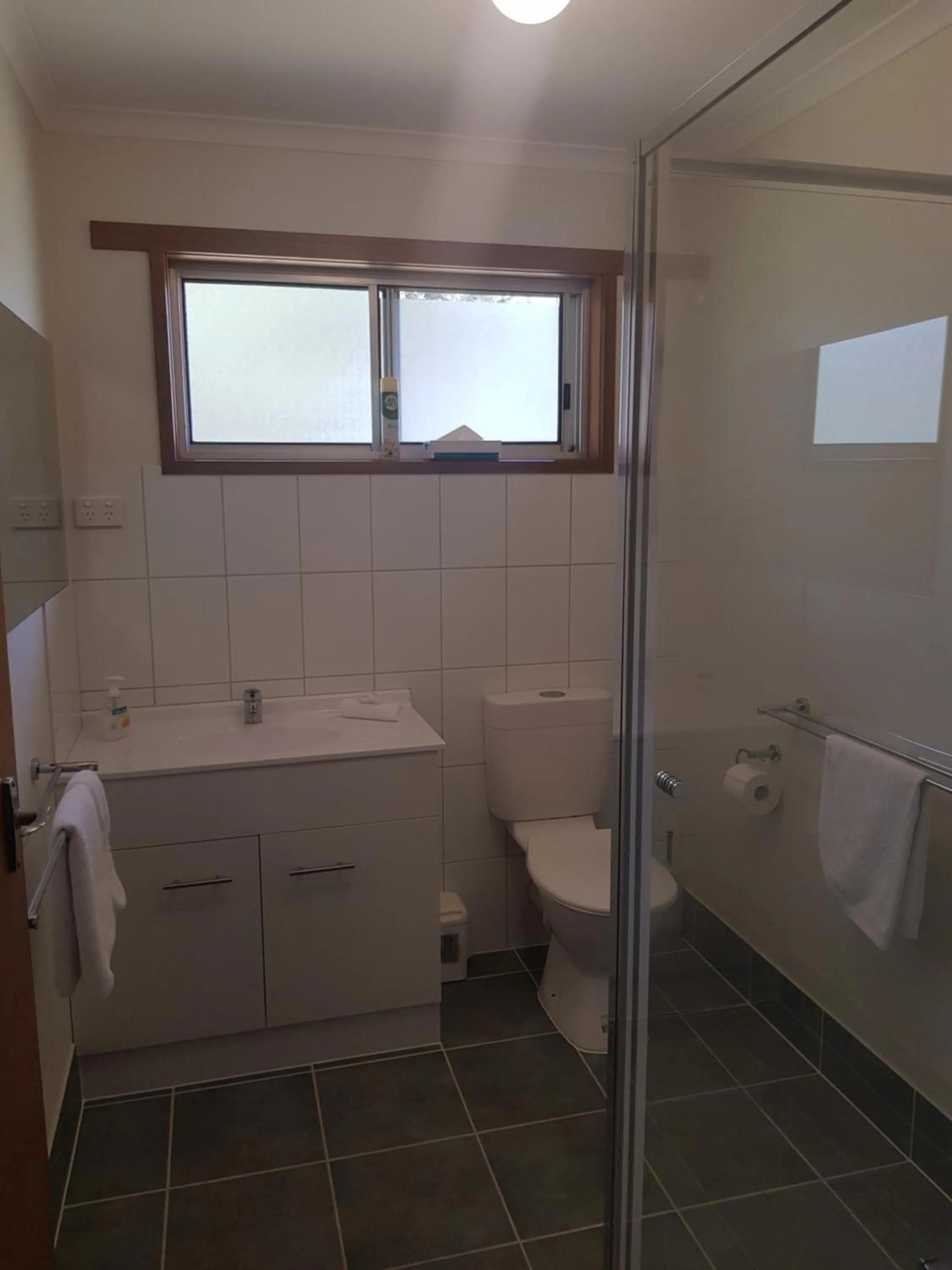 Bathroom in Grampians View Cottages and Units