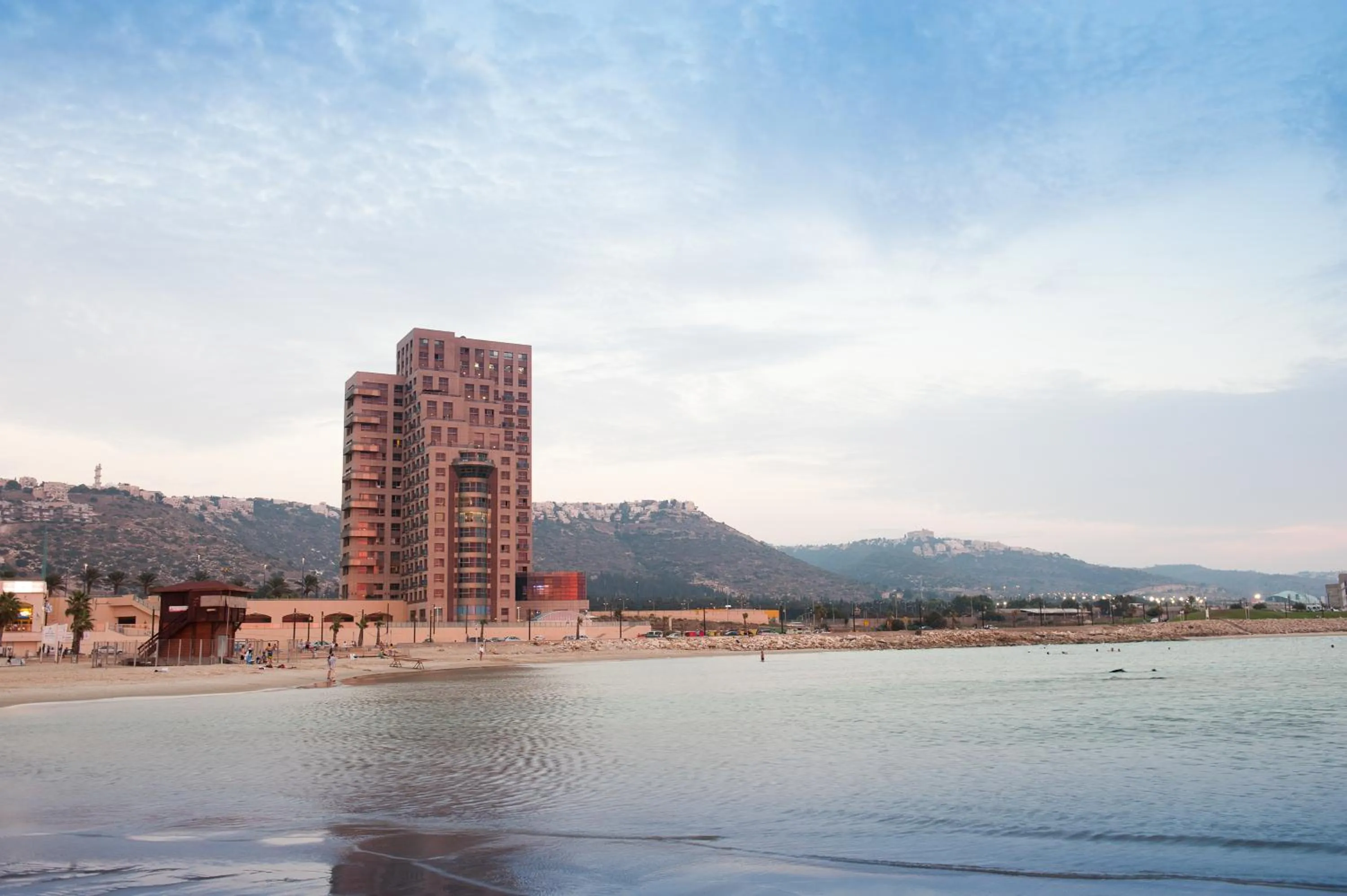Area and facilities in Leonardo Plaza Haifa