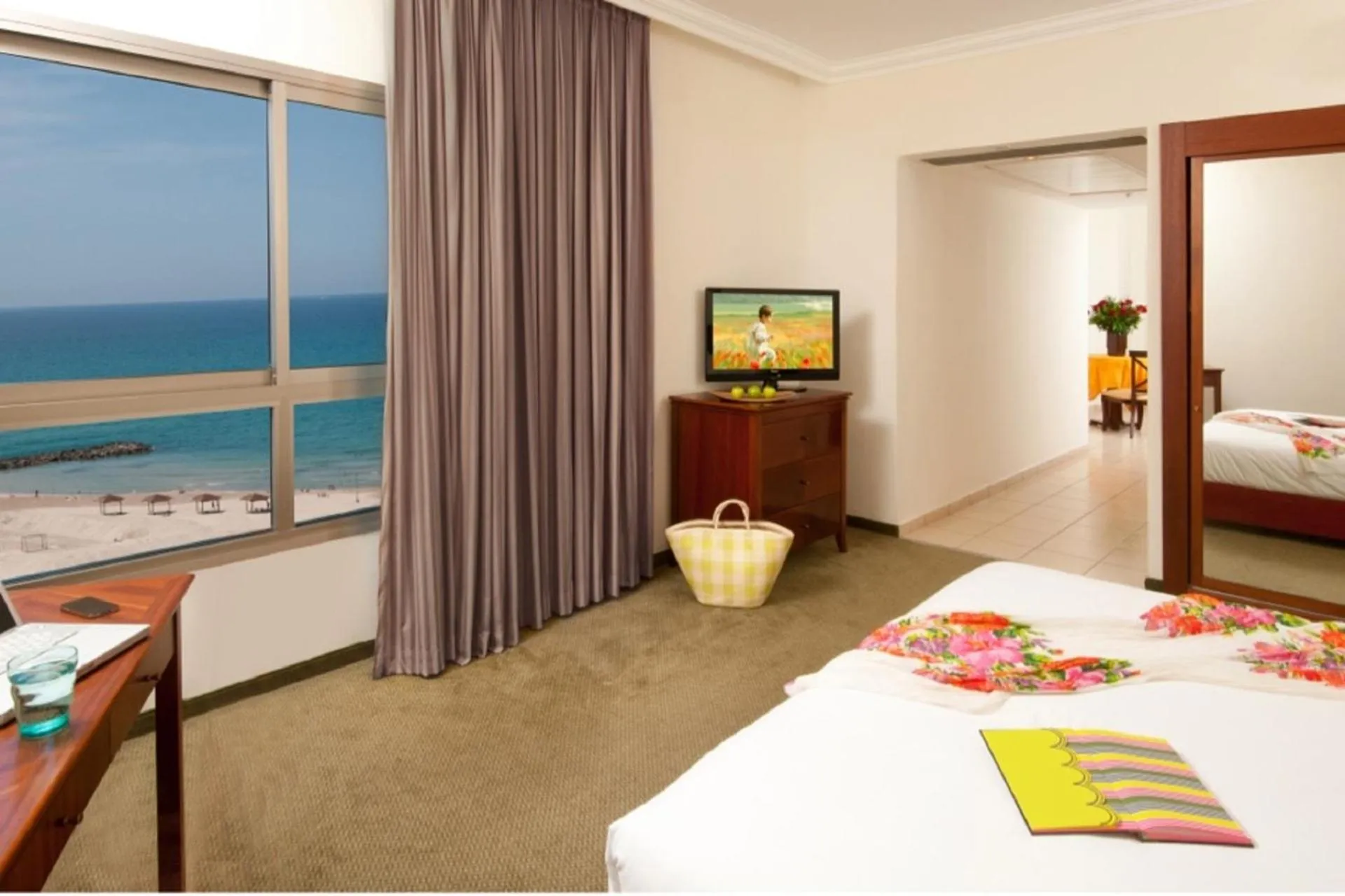 Junior Suite in Leonardo Plaza Haifa