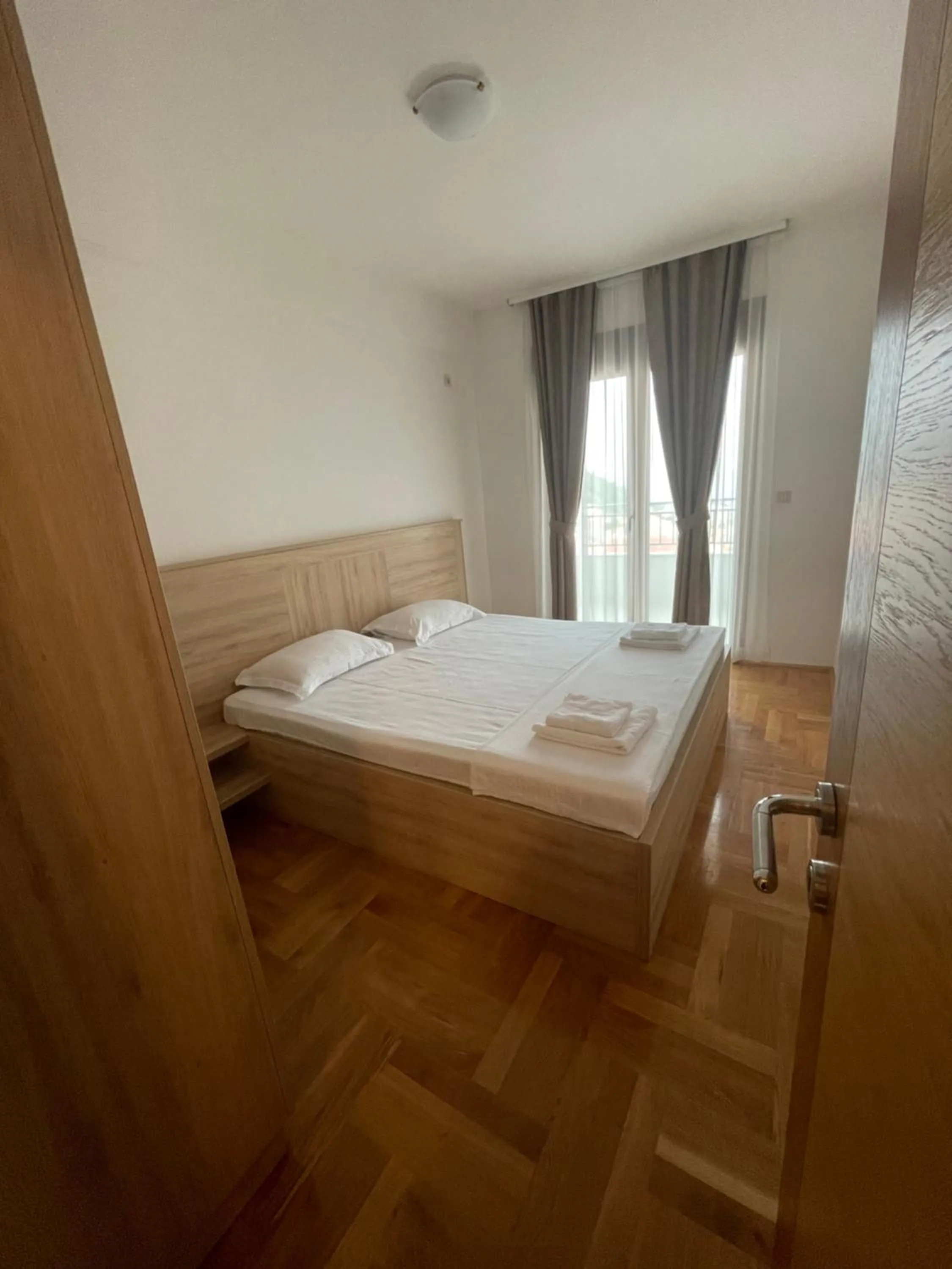 Bed in Vistamar Hotel & Apartments