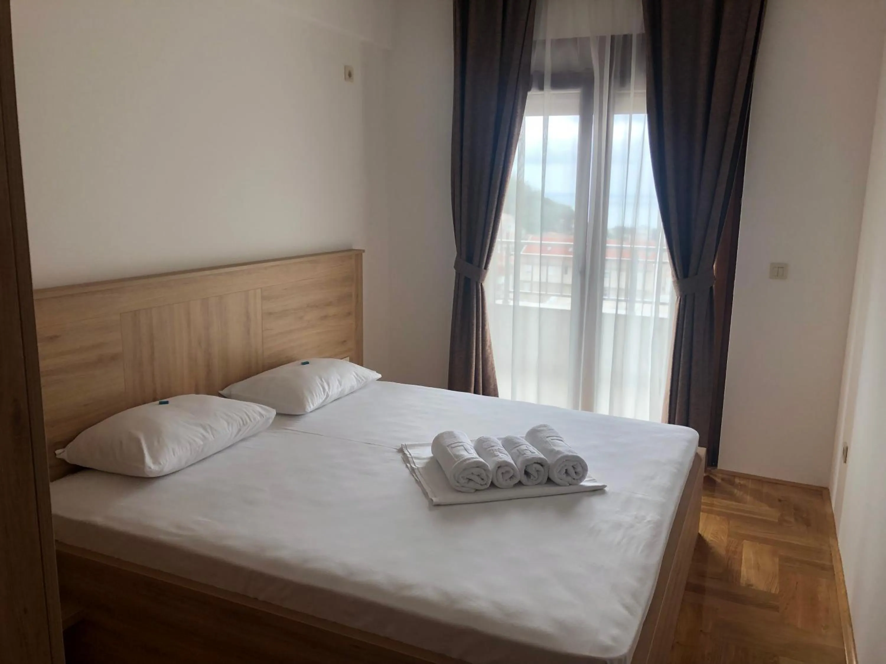 Bed in Vistamar Hotel & Apartments